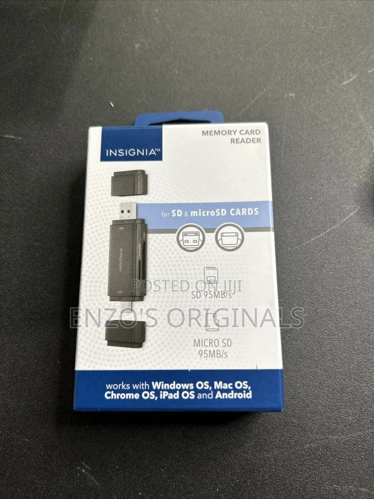 Sd Micro Sd Card Reader Usb-c Or Usb-a 3.0 Host Insignia