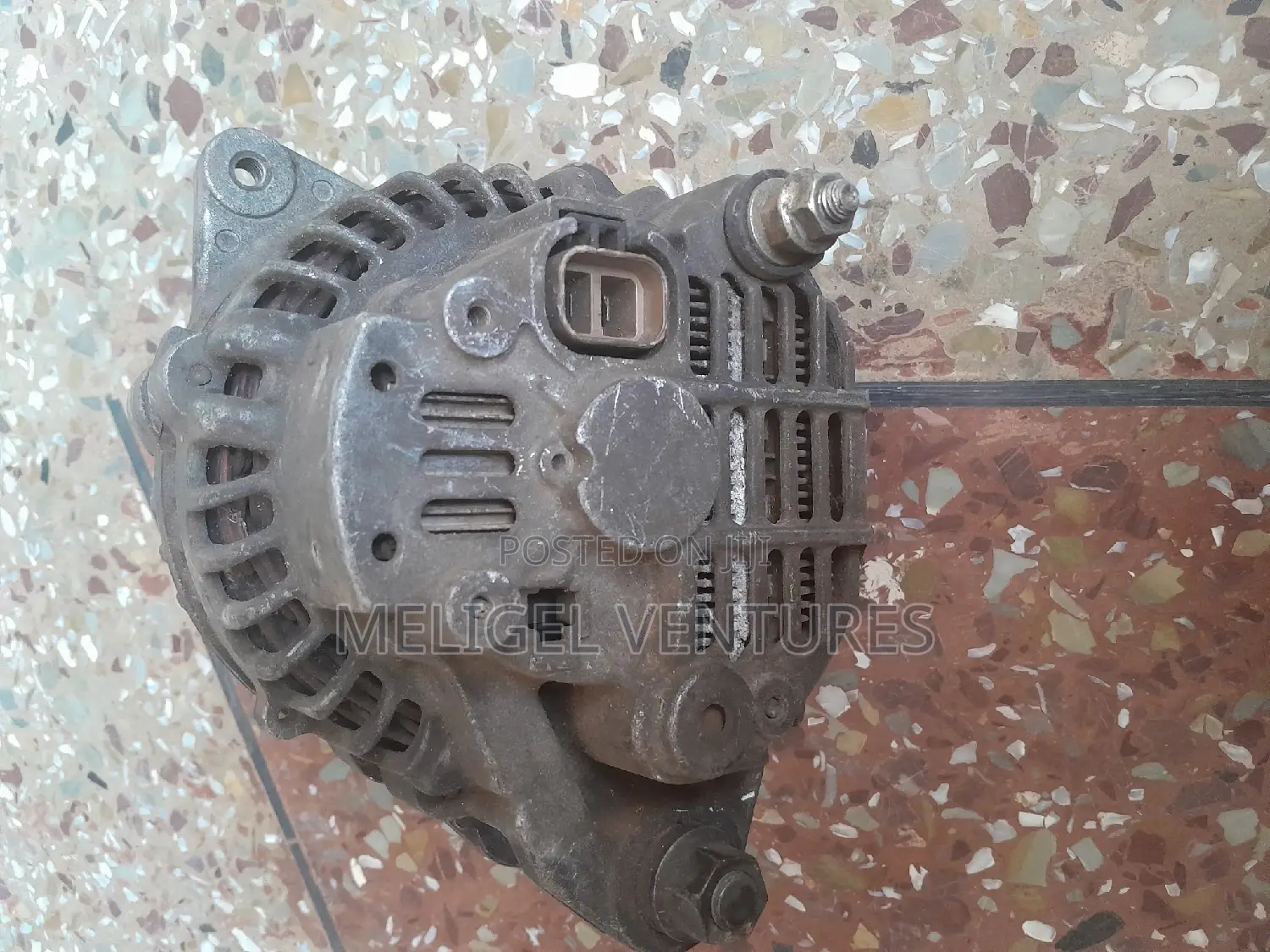Alternator for Mitsubishi Montero / Pajero