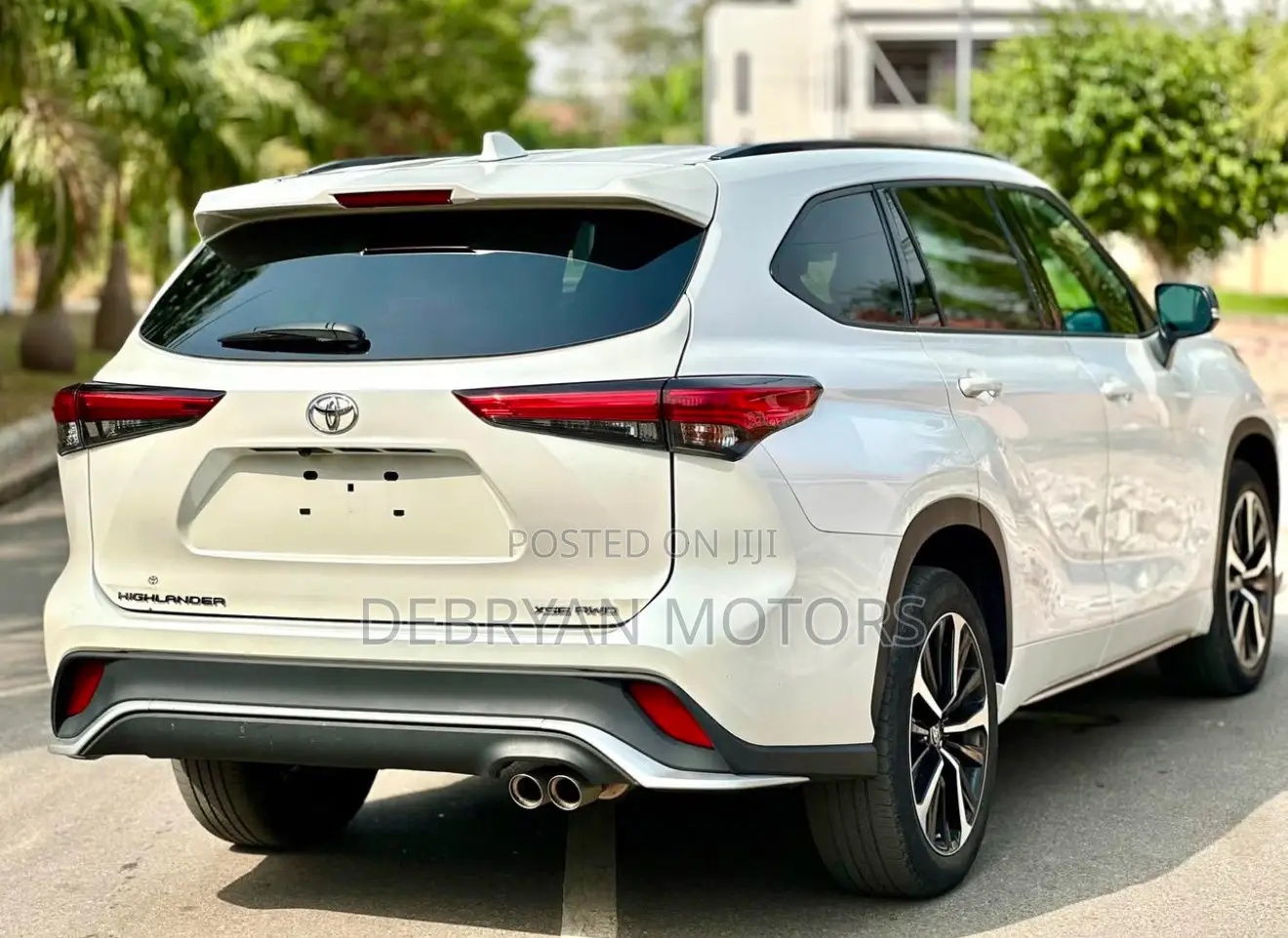 Toyota Highlander XSE 2022 White