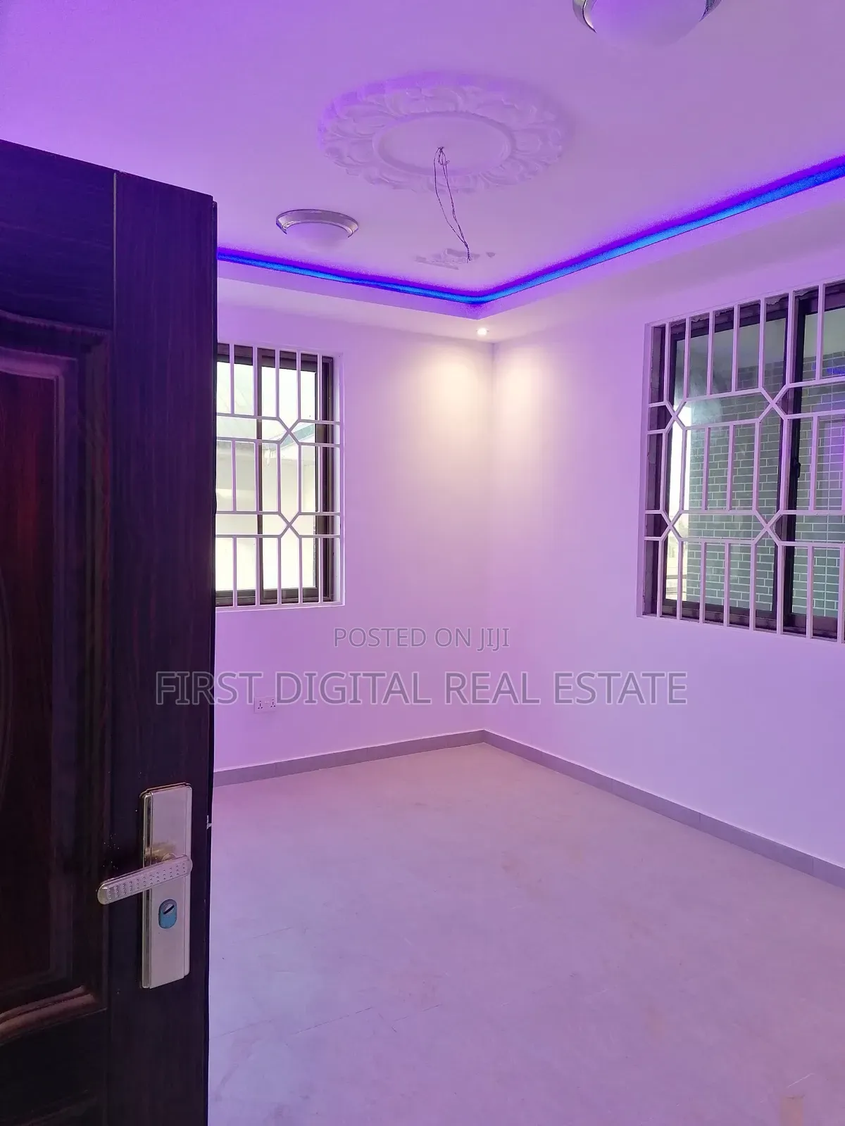 Chamber and Hall Self Contain for Rent at Bontianor