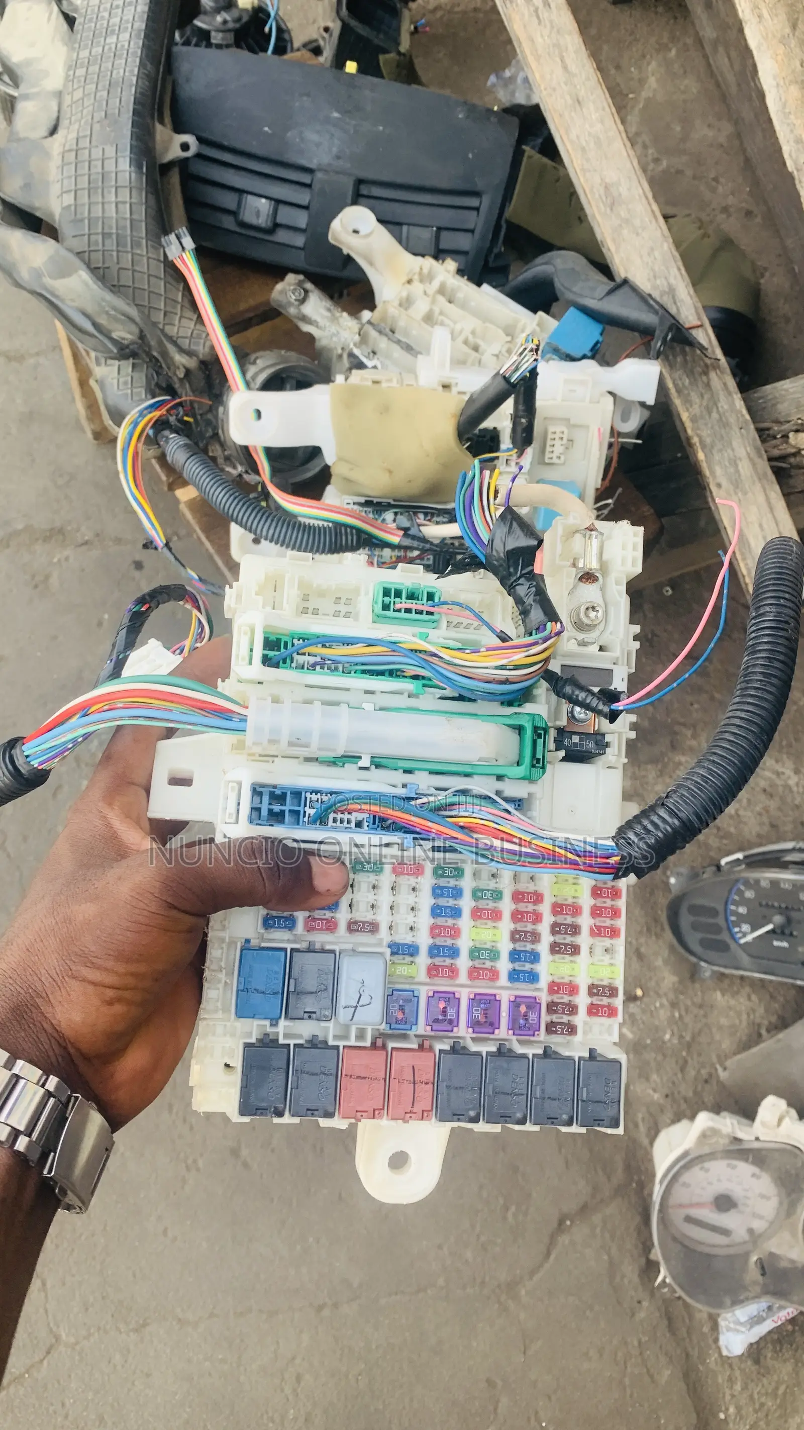 Dashboard Fuse Board for All Cars