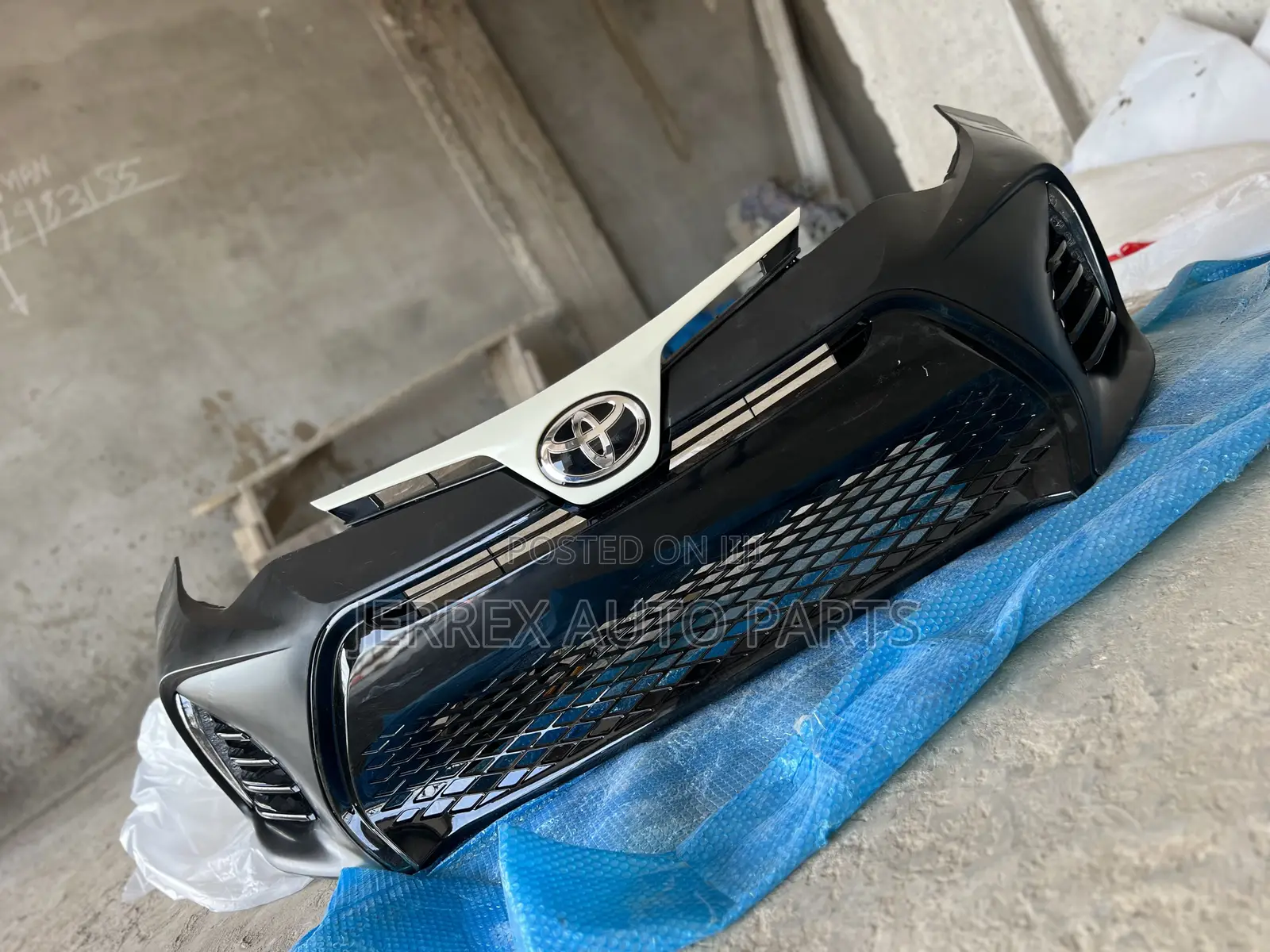 Toyota Corolla 201-2019 Front Bumper Complete