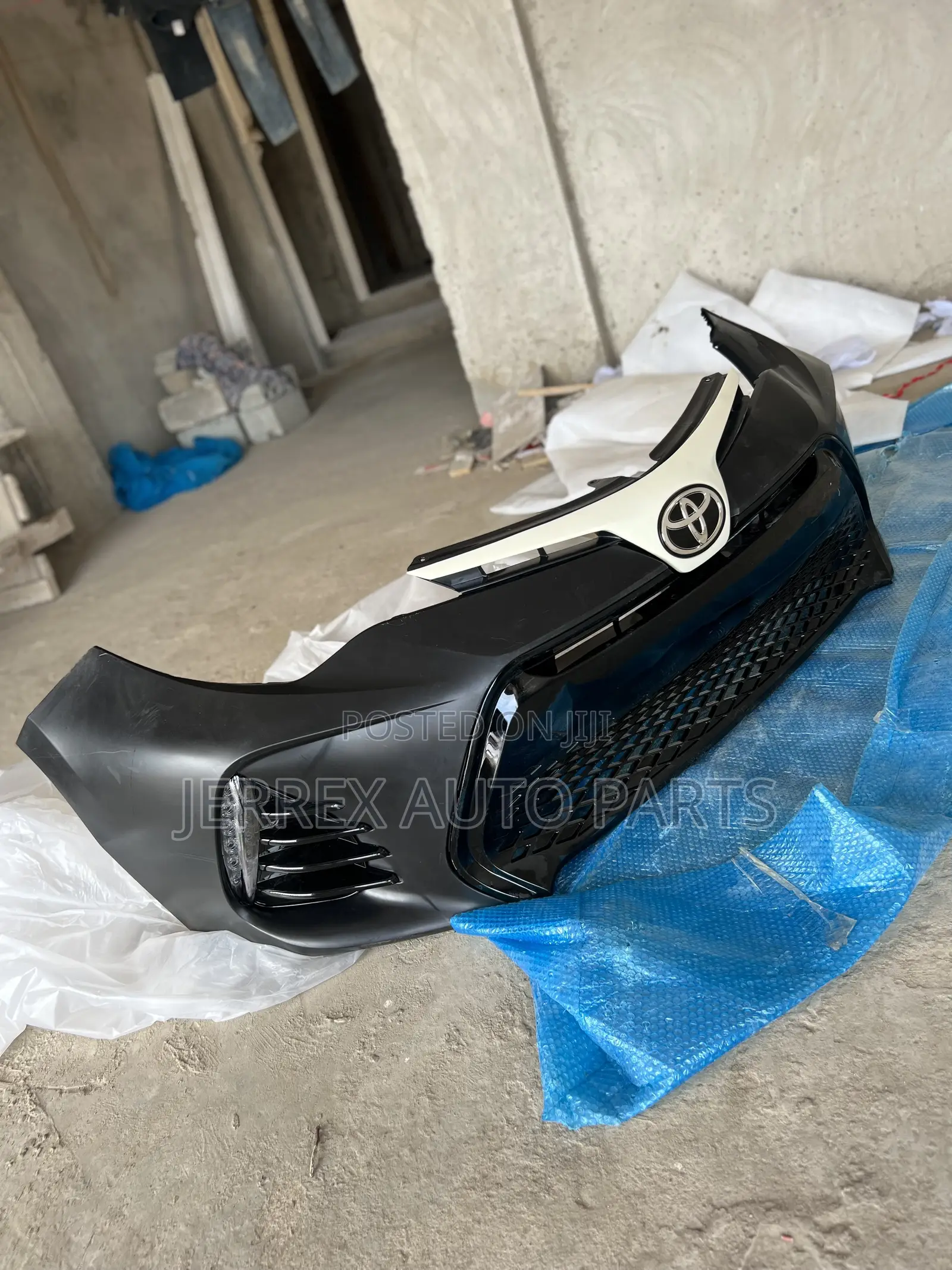 Toyota Corolla 201-2019 Front Bumper Complete