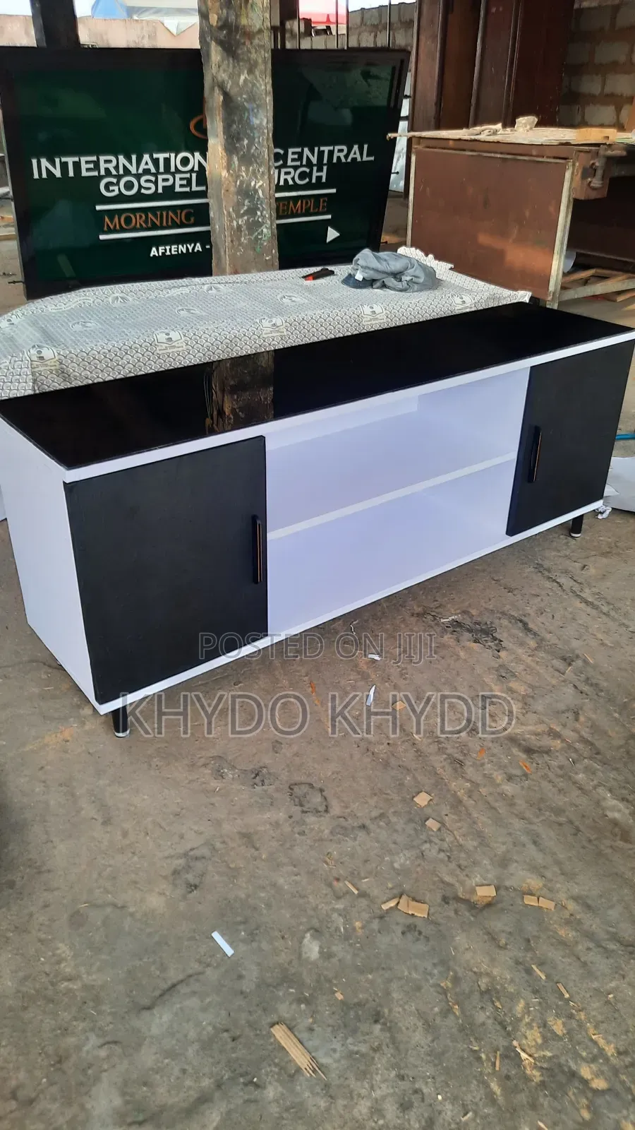 TV Console Unit