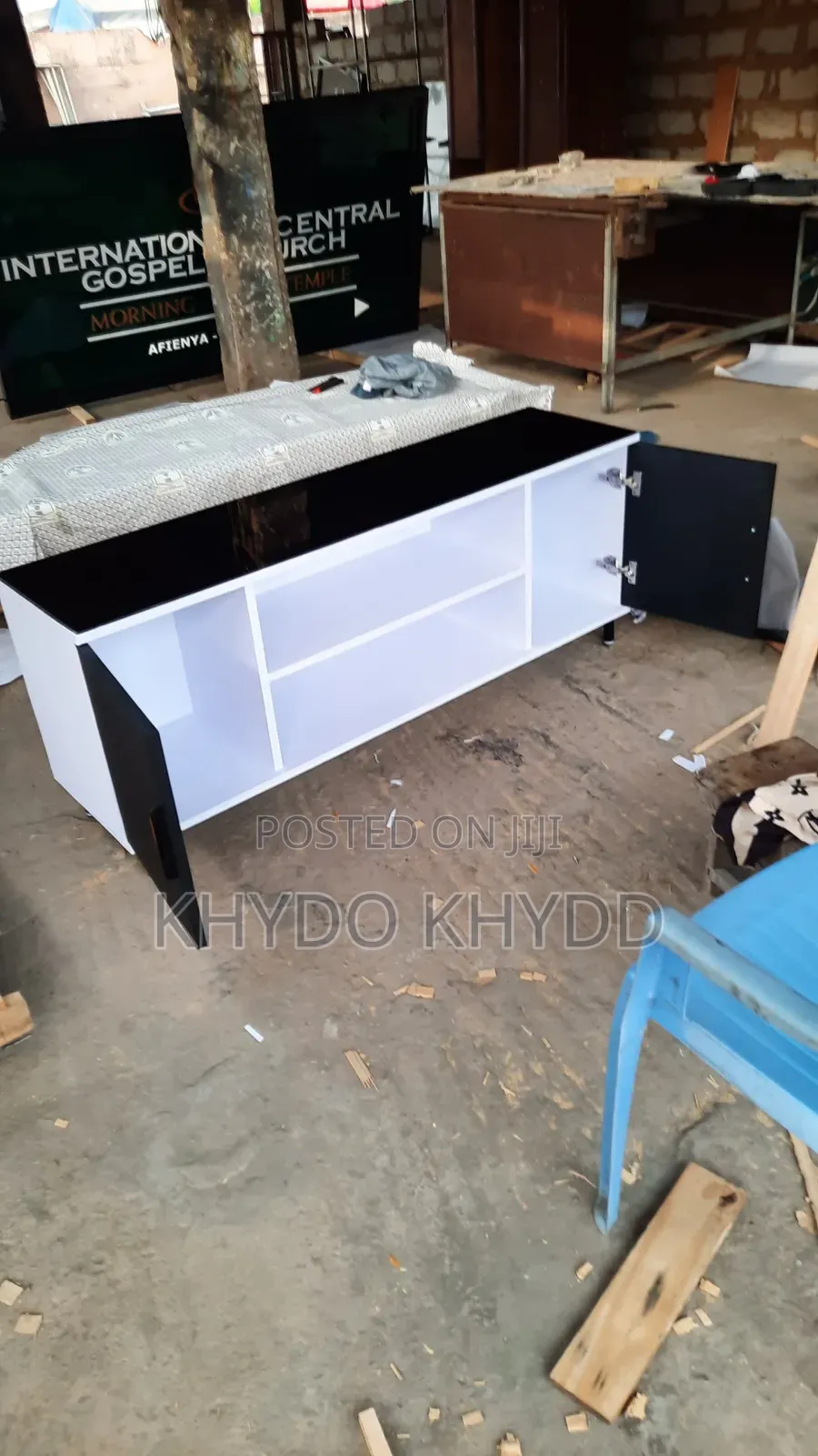 TV Console Unit