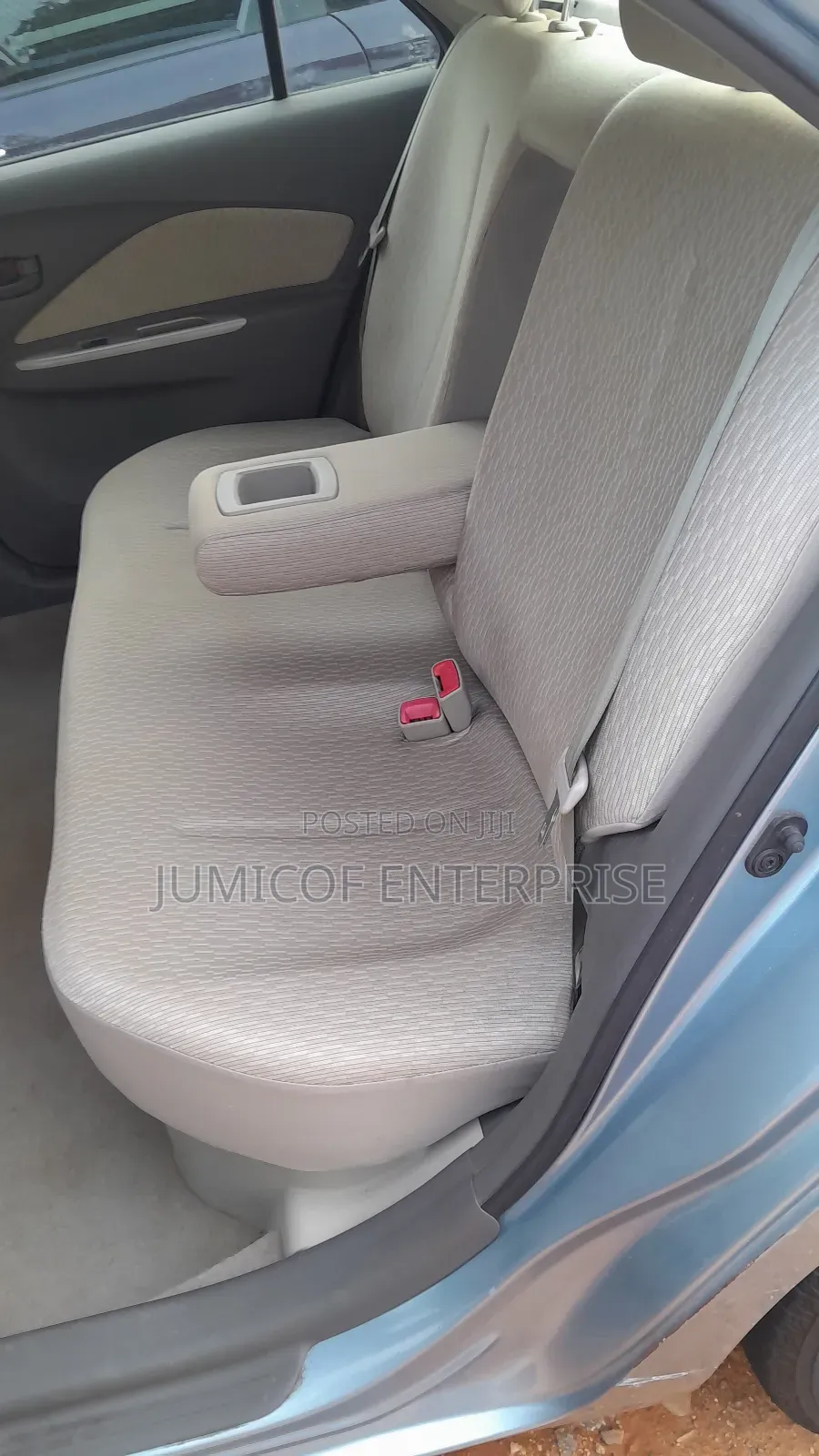 Toyota Belta 2012 Blue