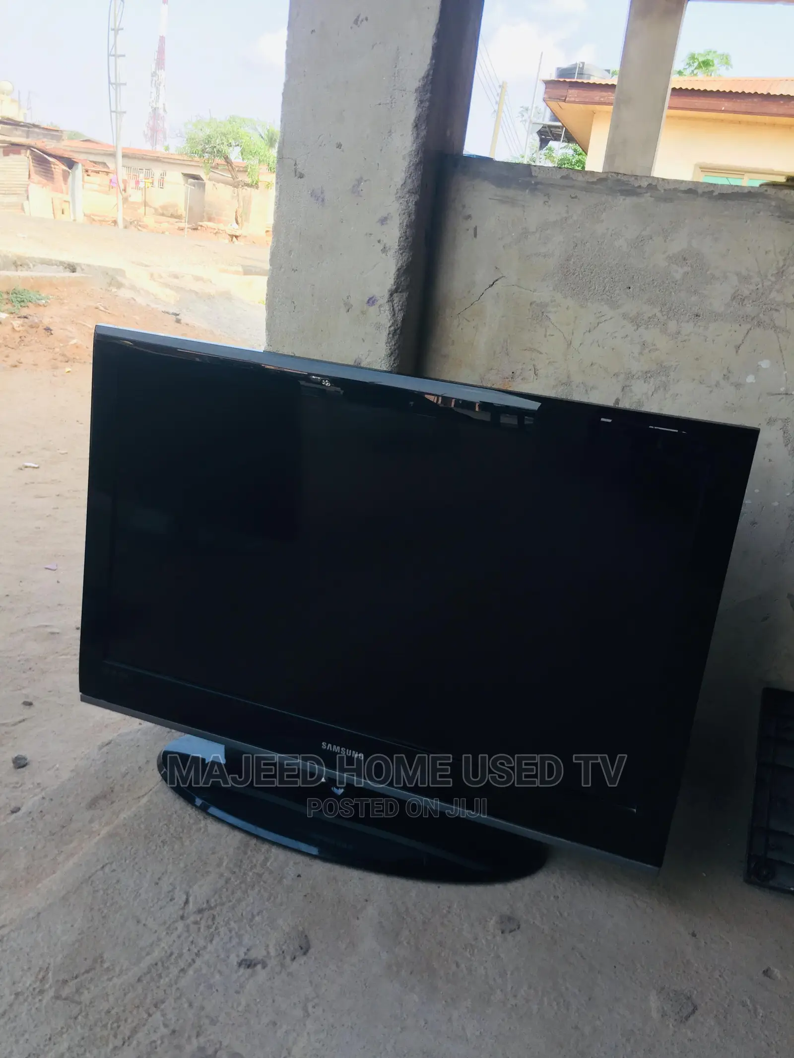 37inches Samsung LCD Tv
