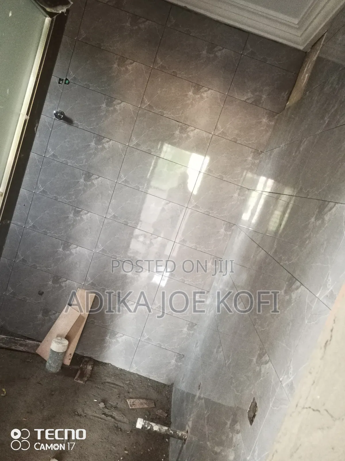 Smart Tiles Workers
