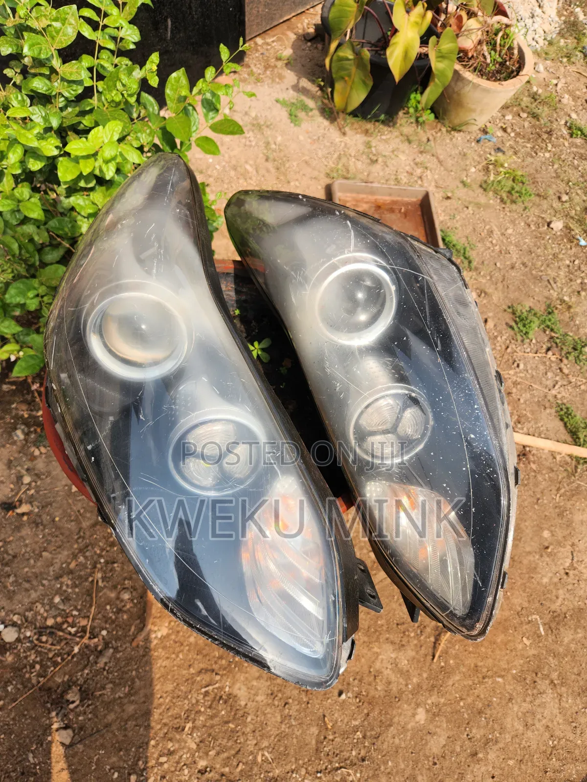 Kia Sportage Headlight