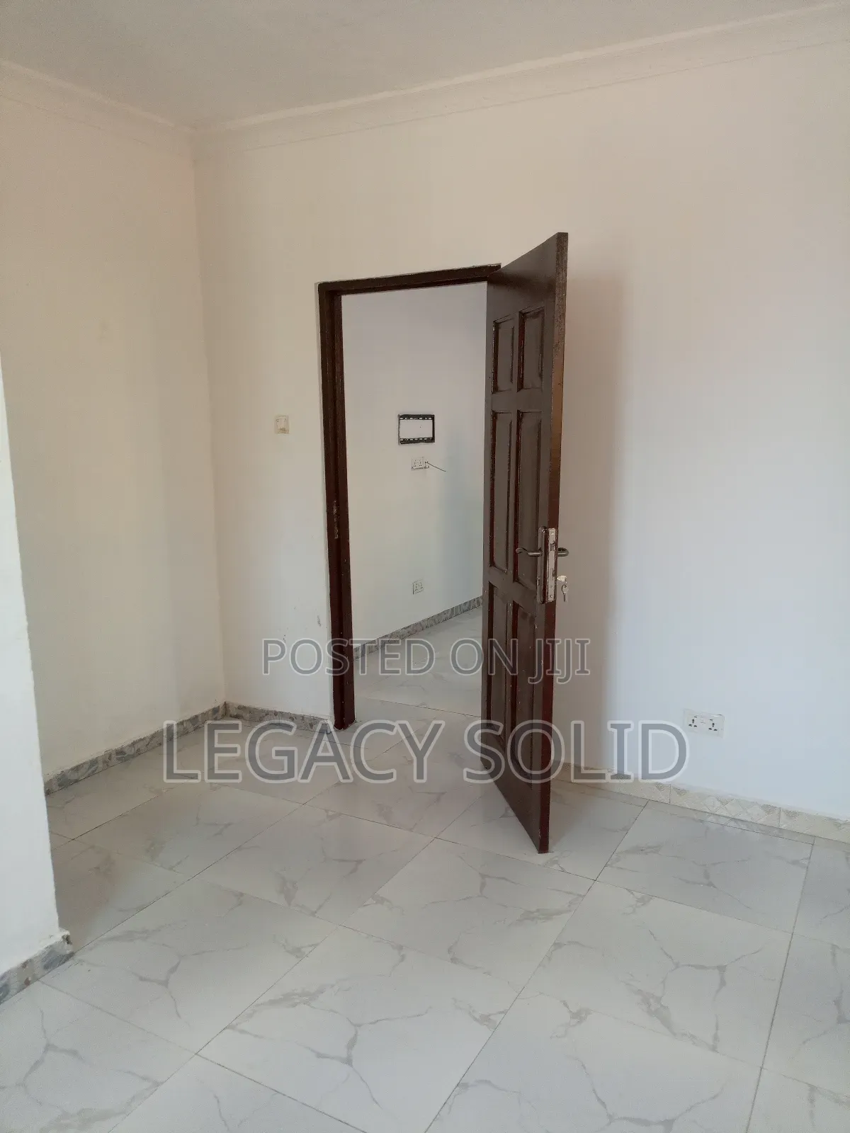 1bdrm Apartment in Legacy Solid Real, Tseaddo for rent