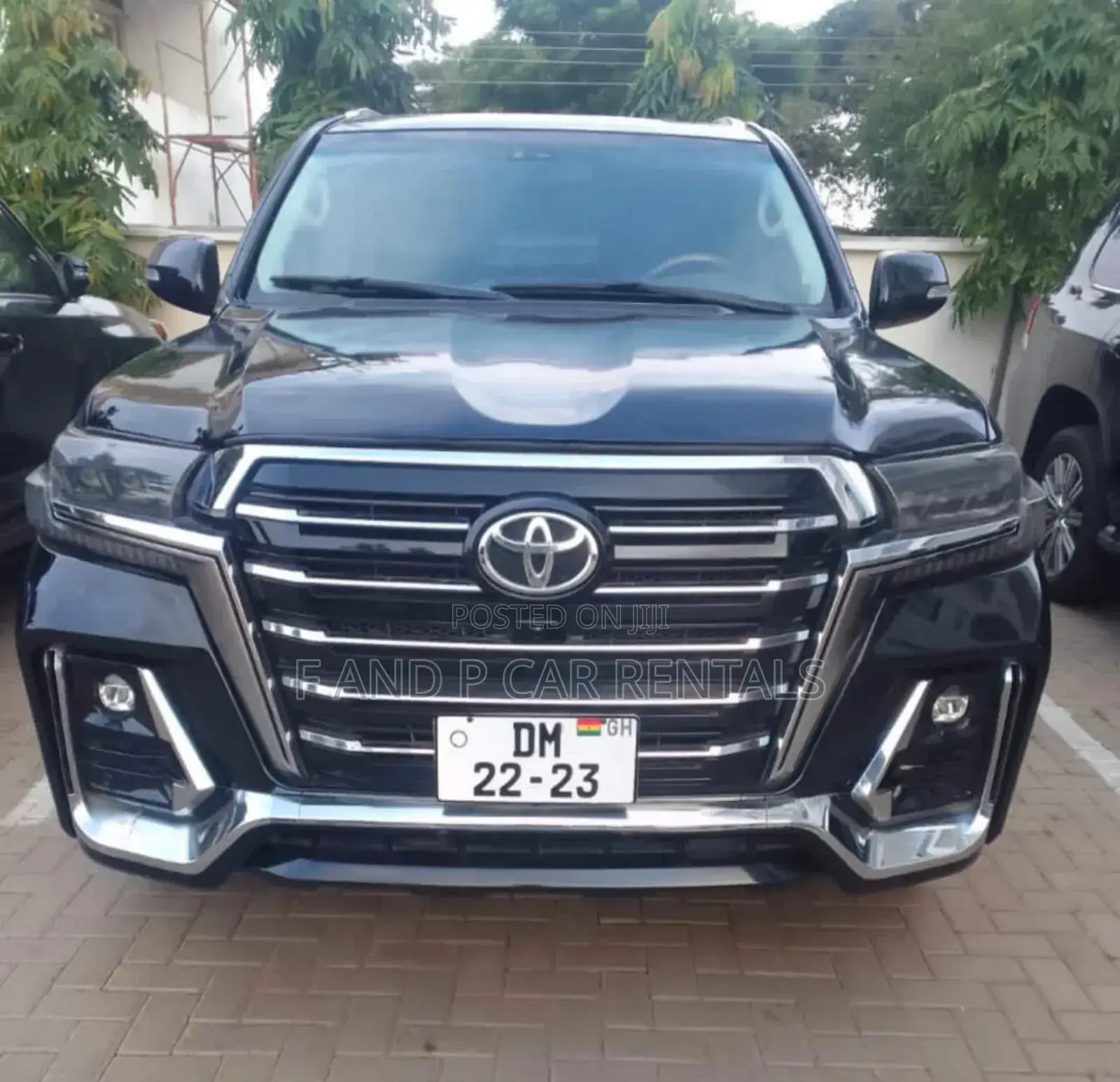 Car for Rent Toyota Land Cruiser V8 for Rent