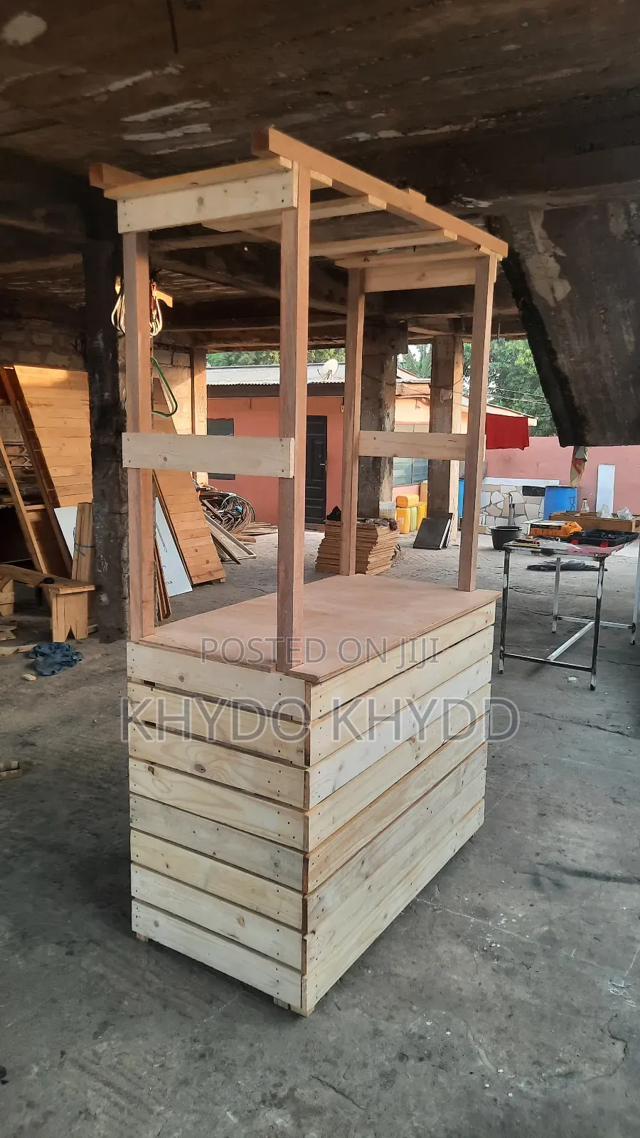 Cocktail Bar Table