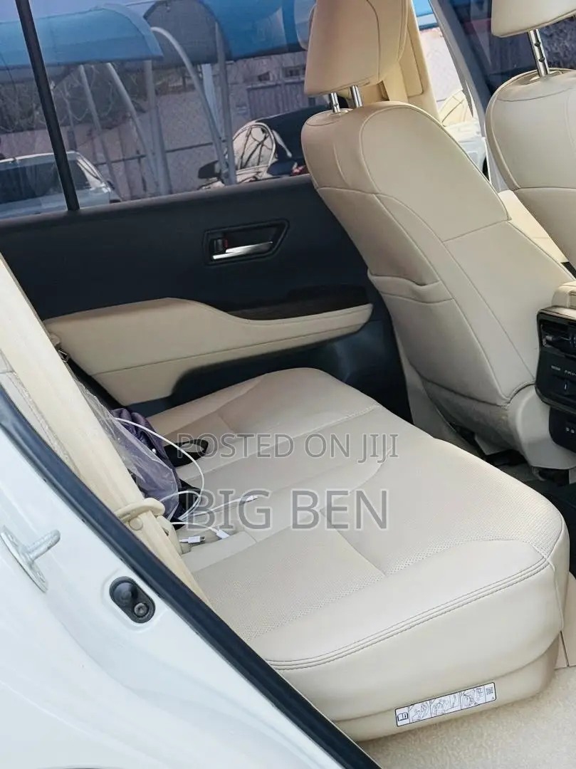 Toyota Land Cruiser 3.5 Petrol 4WD 2022 White