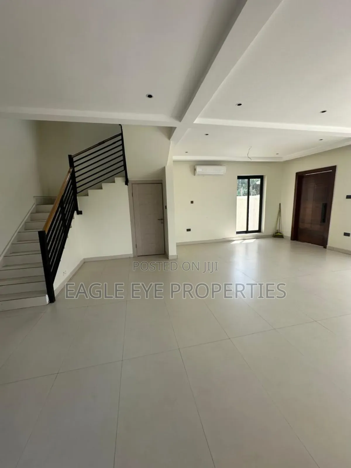 4bdrm House in Airport Residential Area for sale
