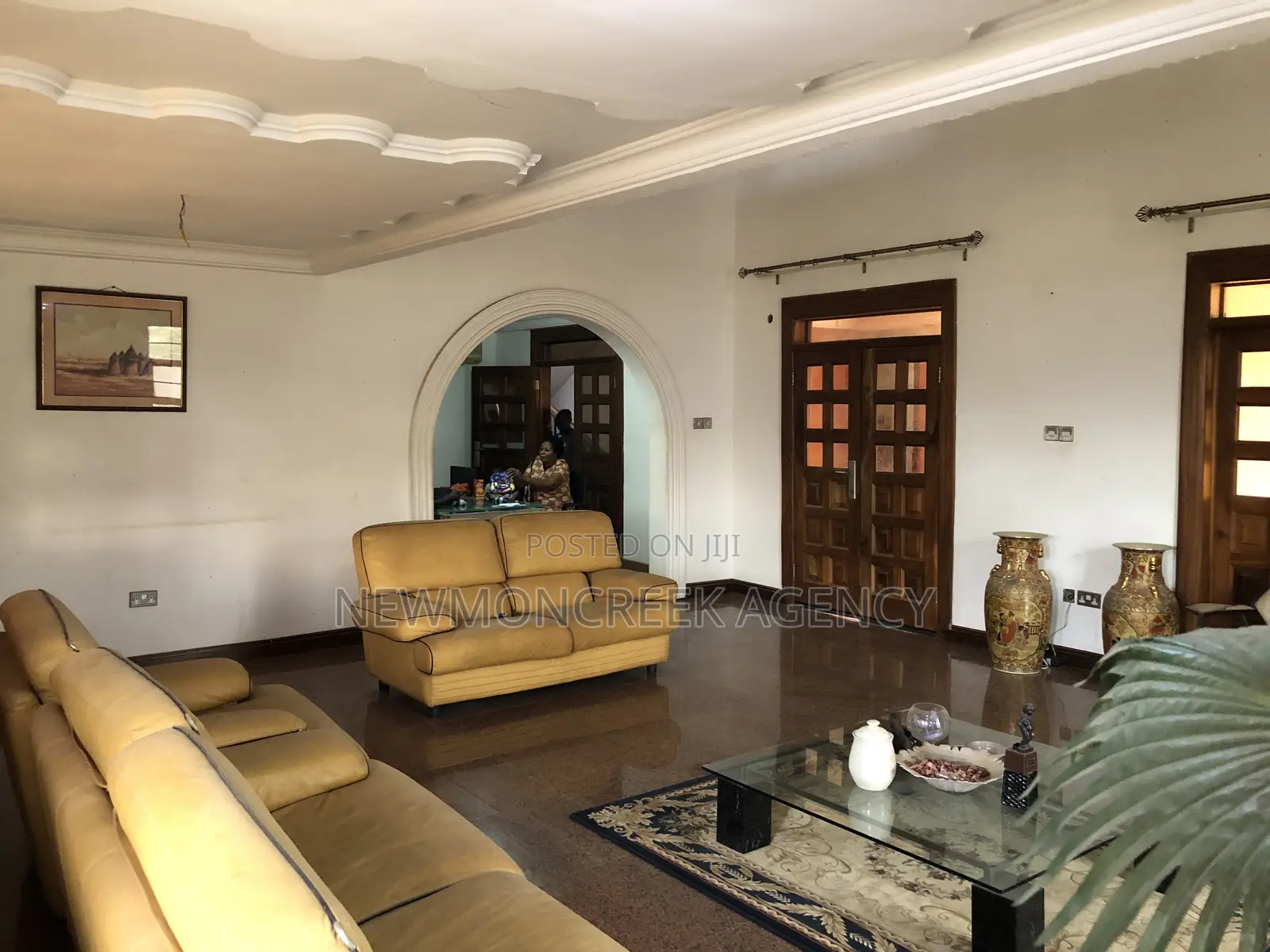 6bdrm Duplex in Spintex C18 for sale