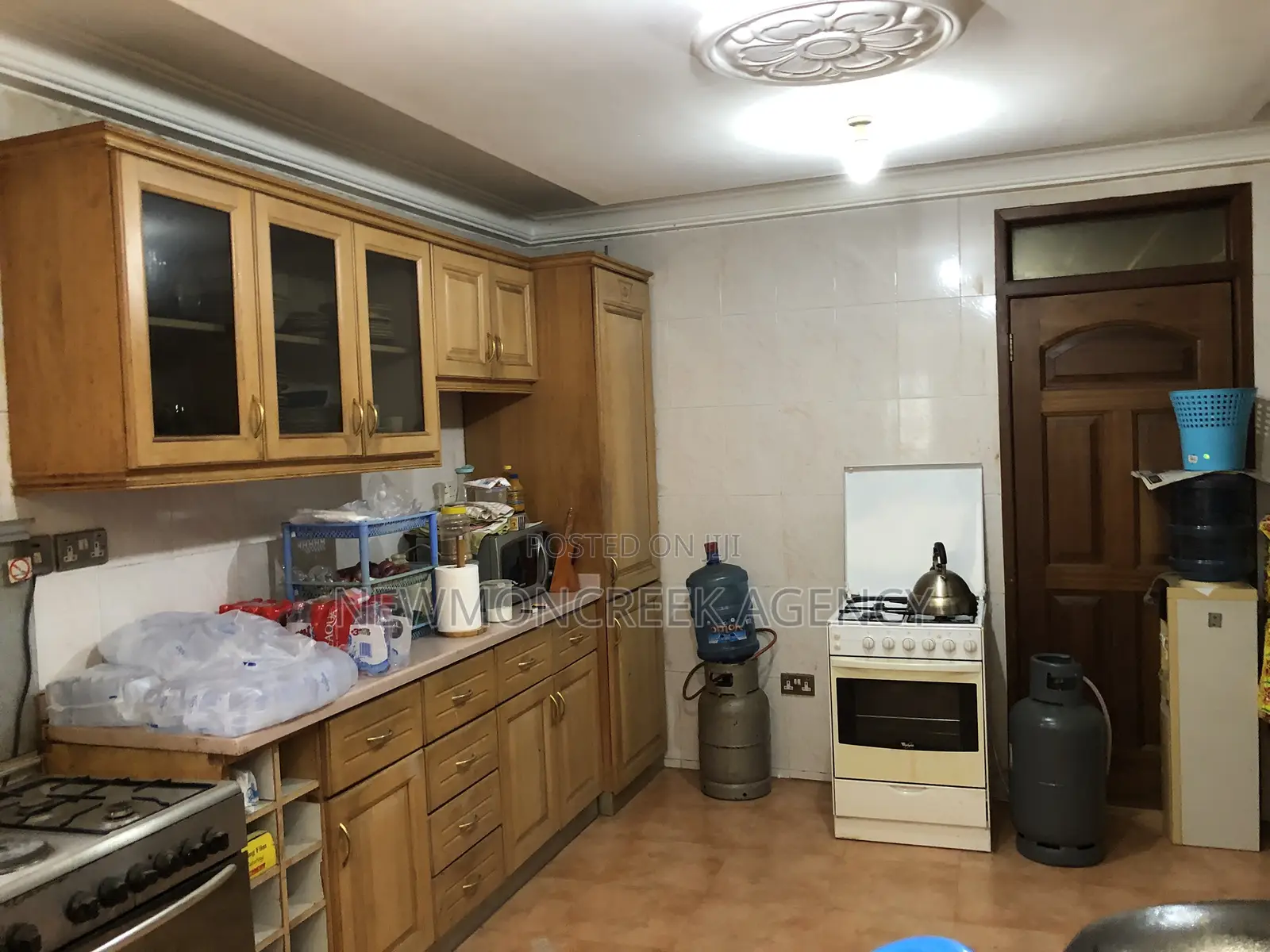 6bdrm Duplex in Spintex C18 for sale