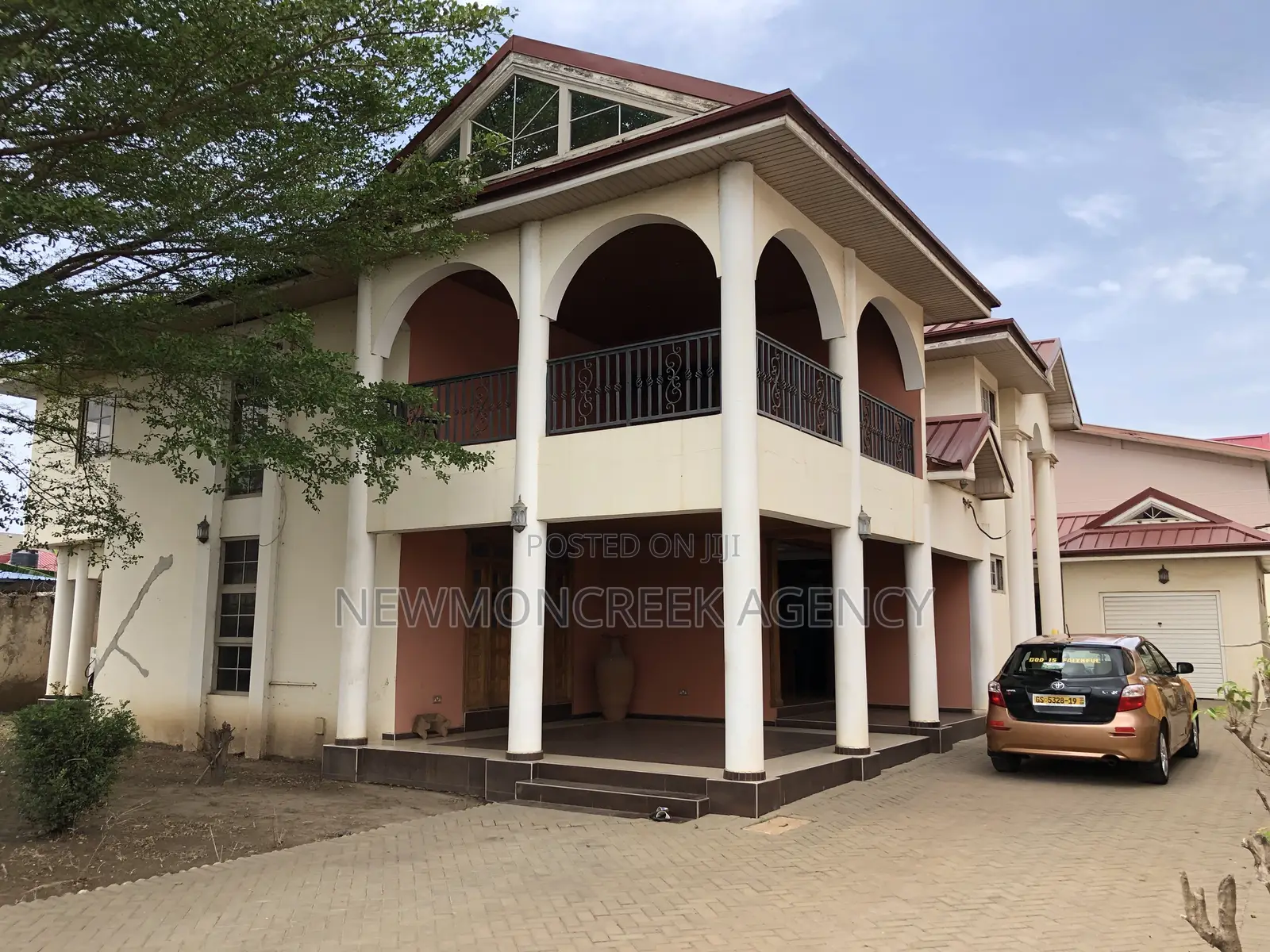 6bdrm Duplex in Spintex C18 for sale