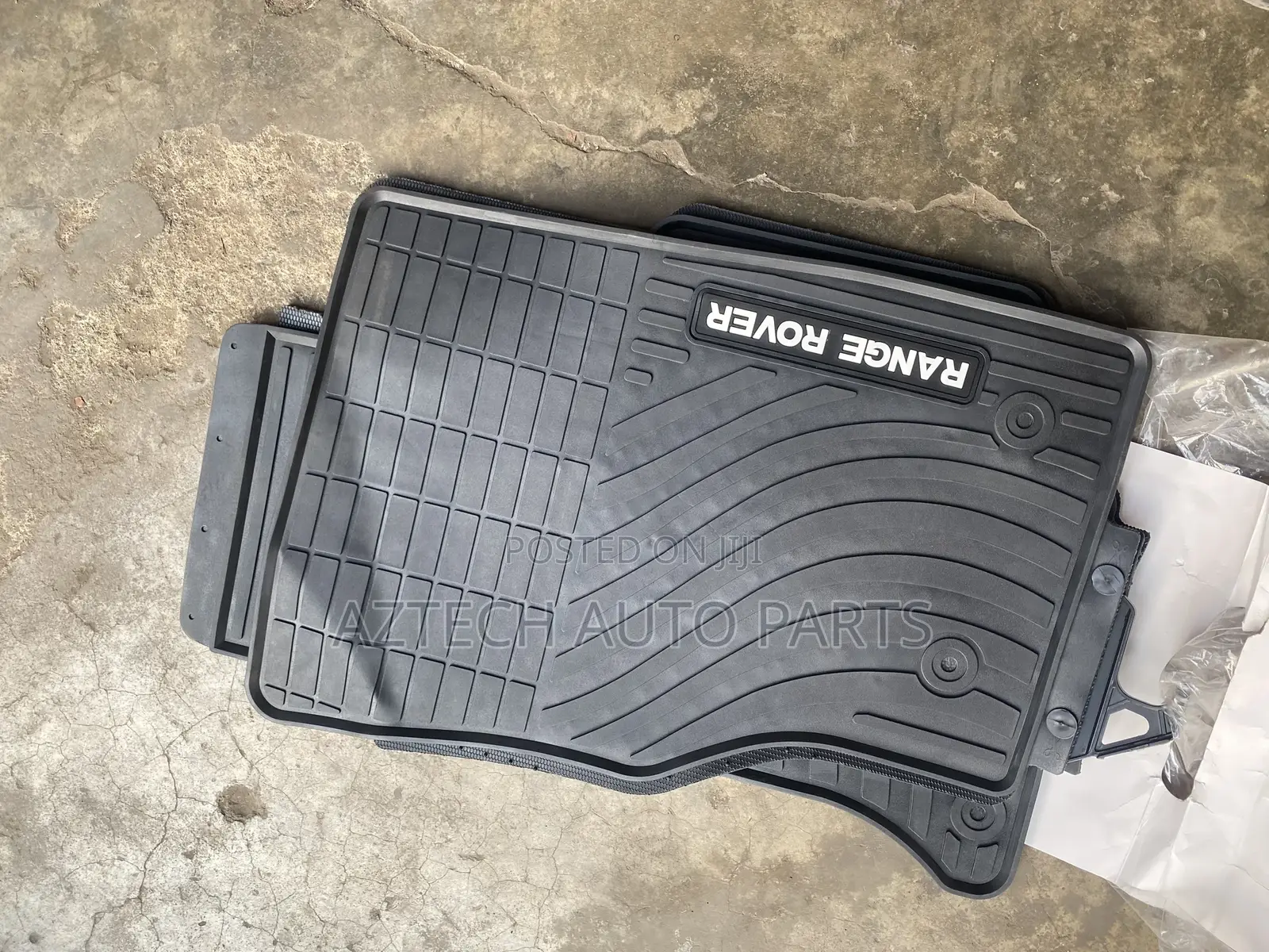 Range Rover Carpets / Floor Mats