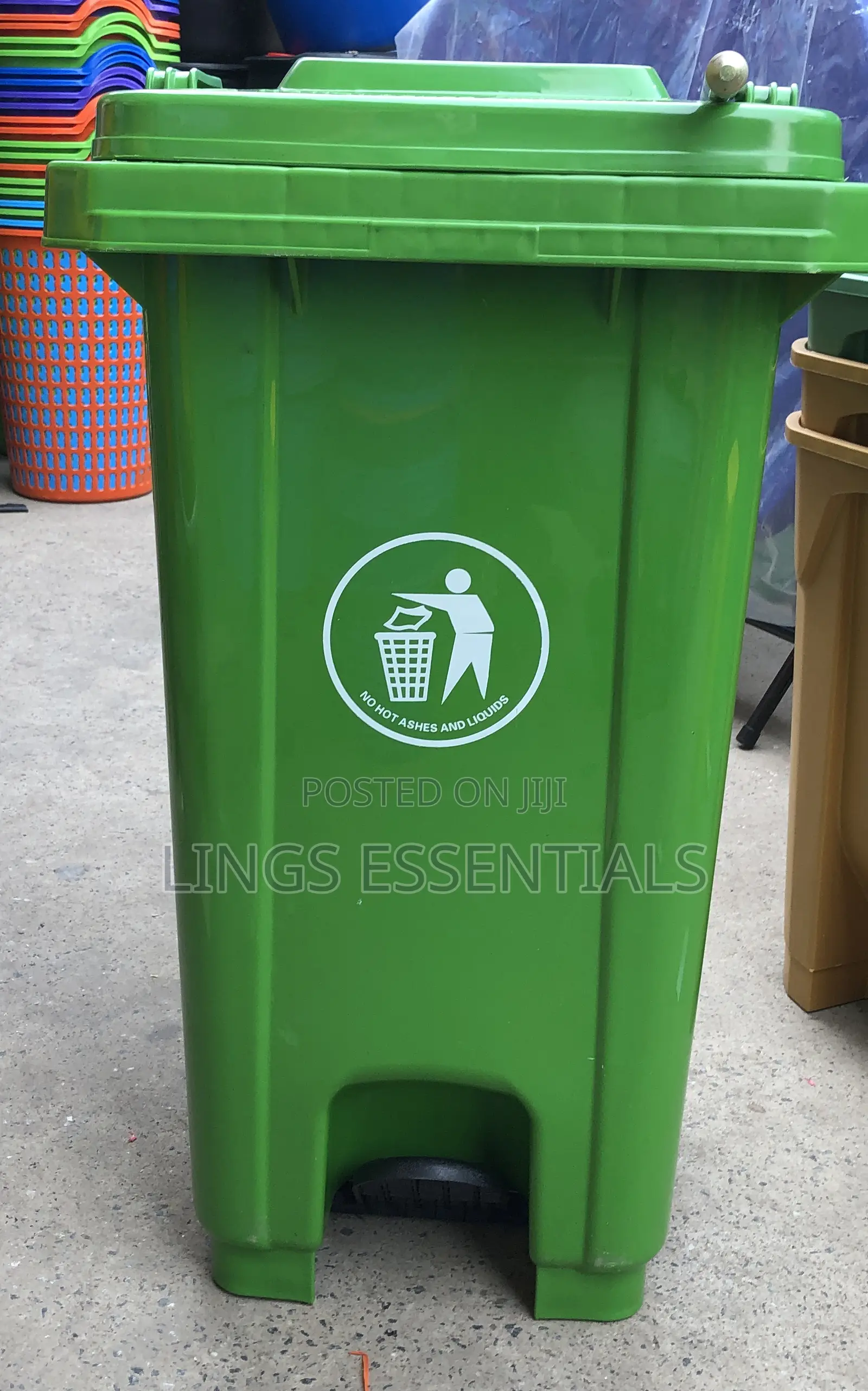 100ltr Pedal Dustbin