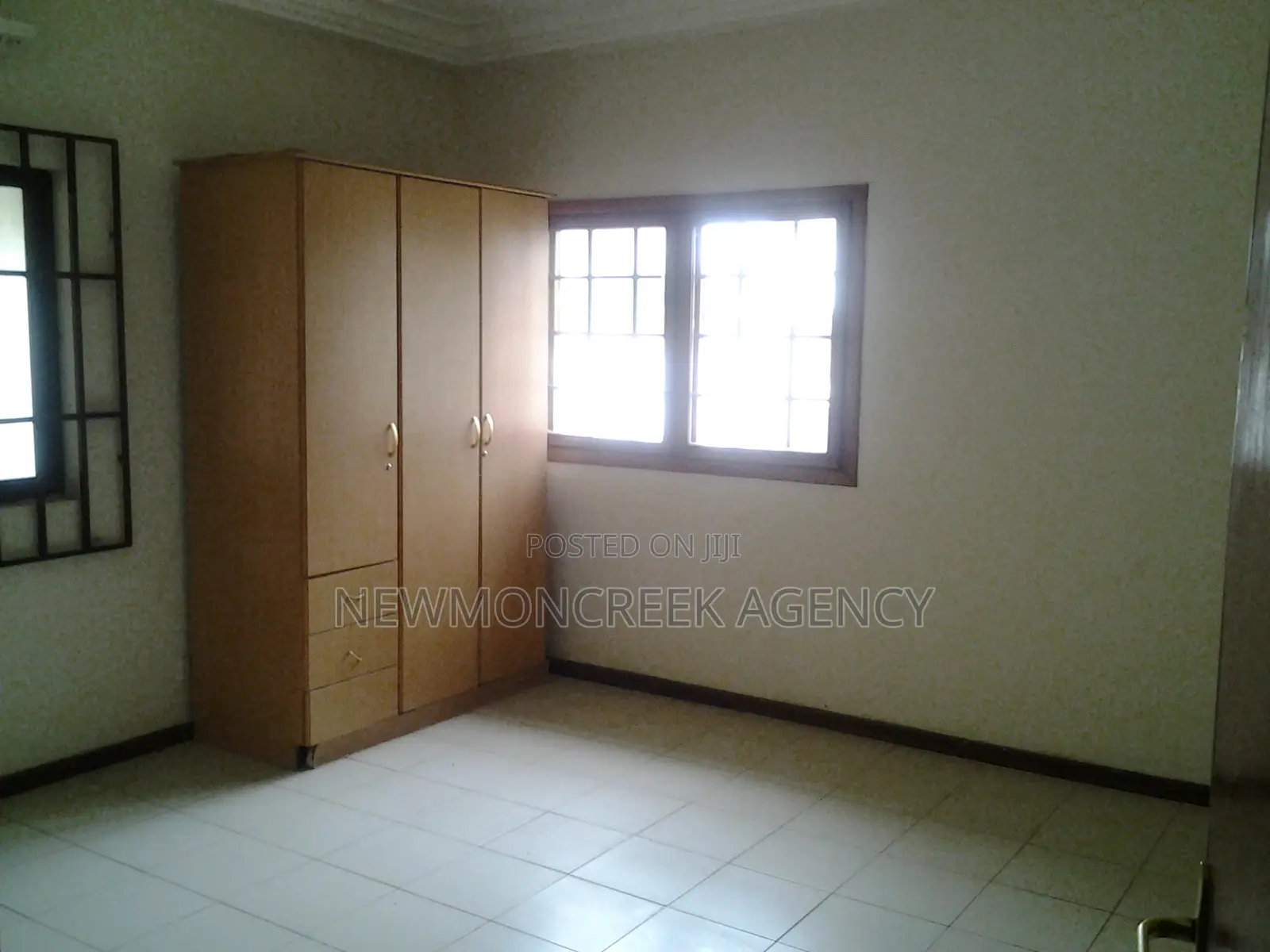 4bdrm Duplex in Gated Estate, Accra Metropolitan for rent