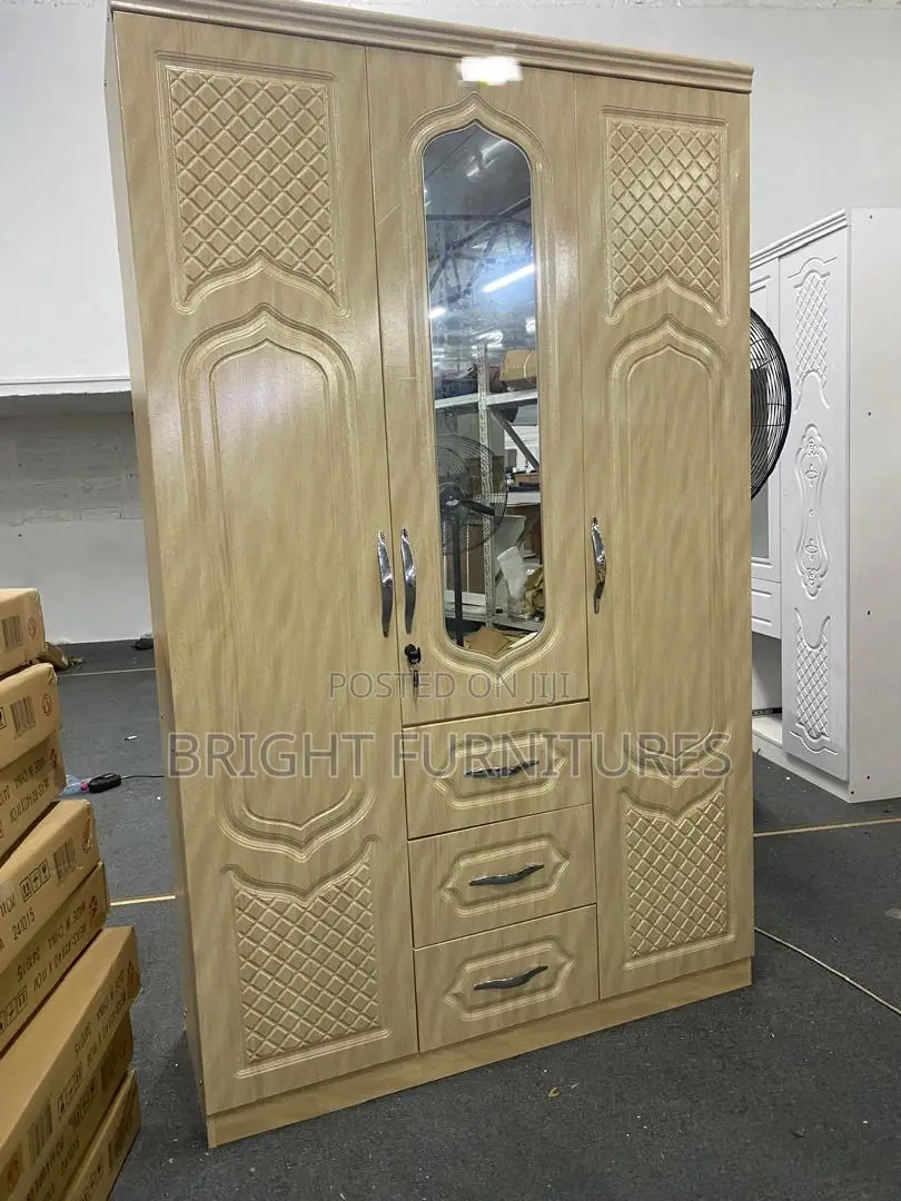 Foreign 3doors Wardrobe With Mirror and Drowners