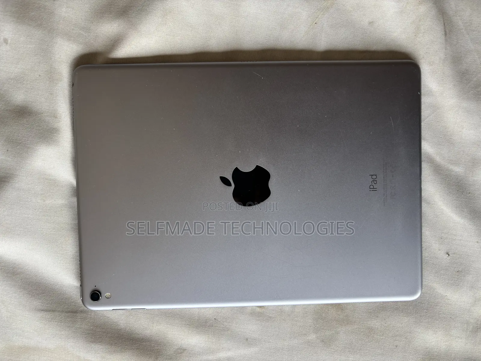 Apple iPad Pro 12.9 (2015) 128 GB Silver