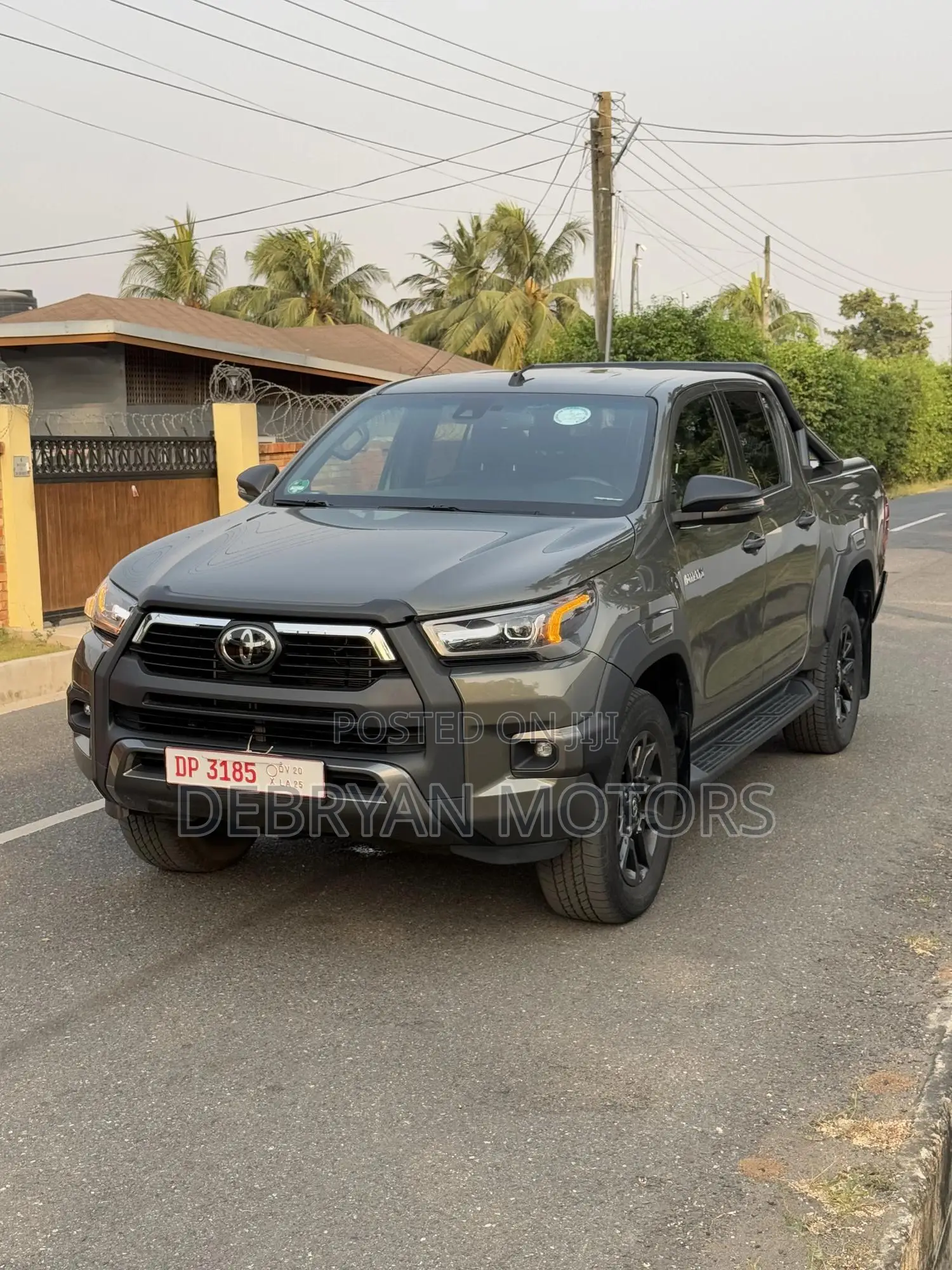 Toyota Hilux Revo Double Cab Deisel 2.4 AWD 2022 Gray