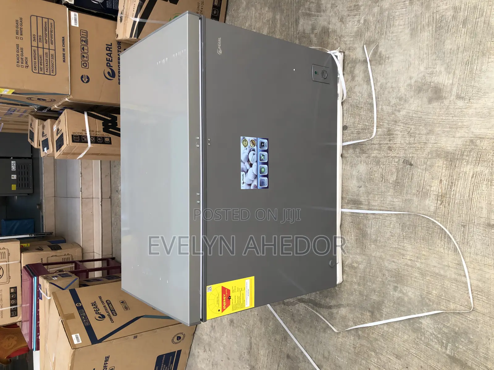 Pearl 290 Liters Chest Freezer Available for Sale