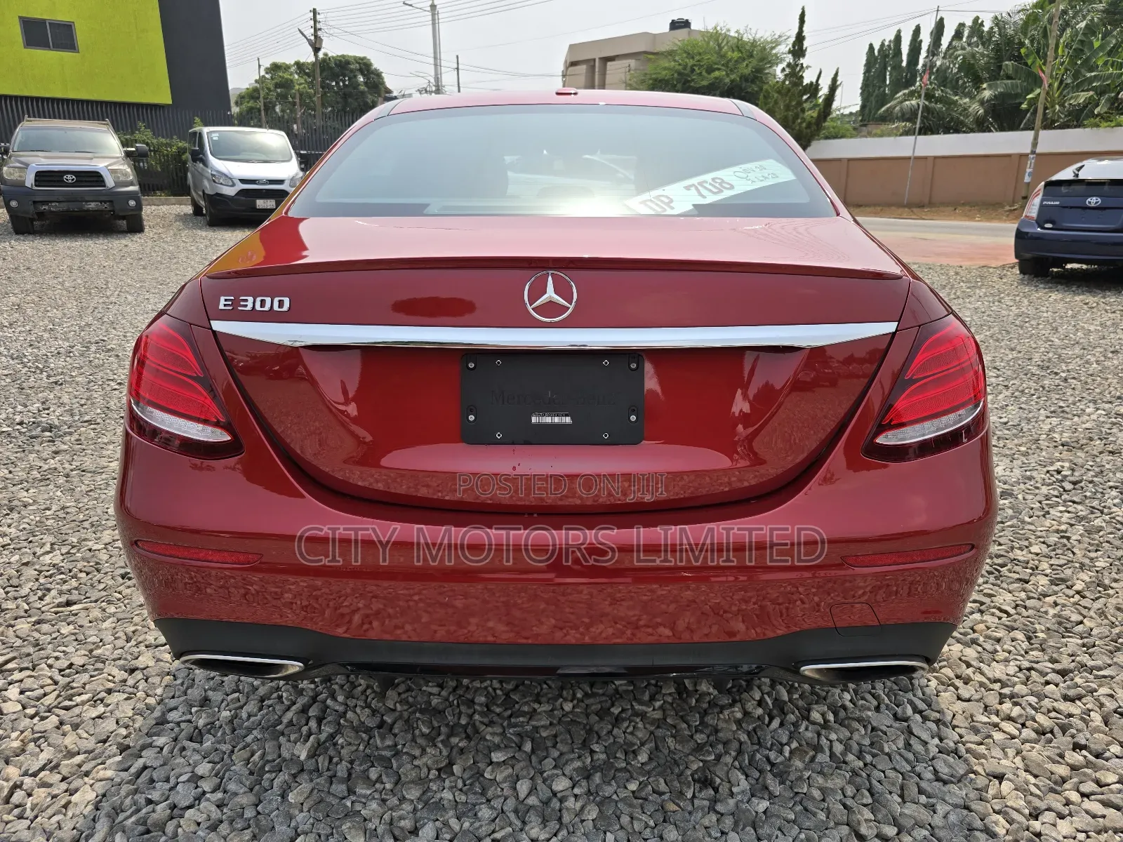 Mercedes-Benz E300 2019 Burgundy