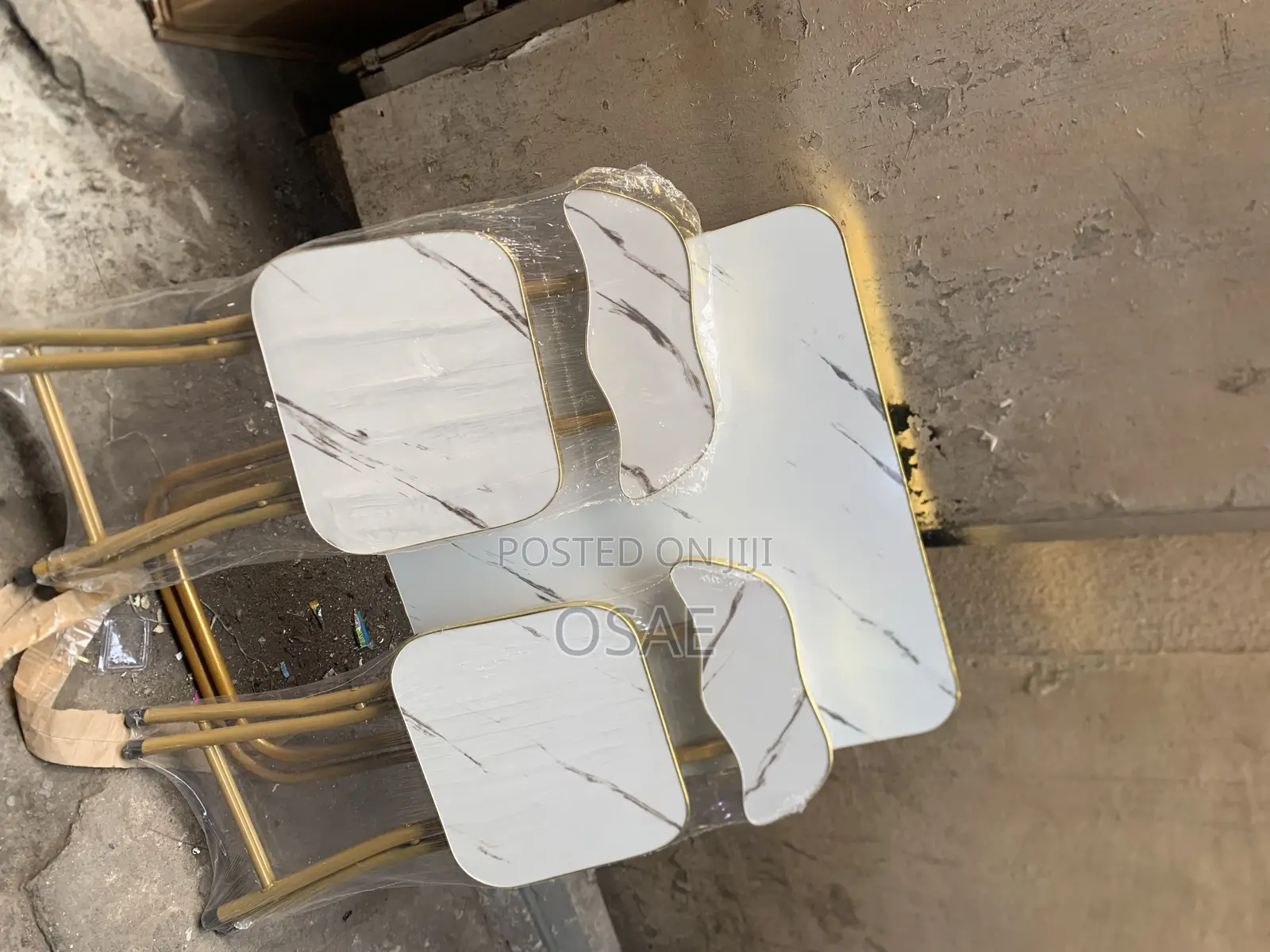 Dinner Table With 2 Chairs