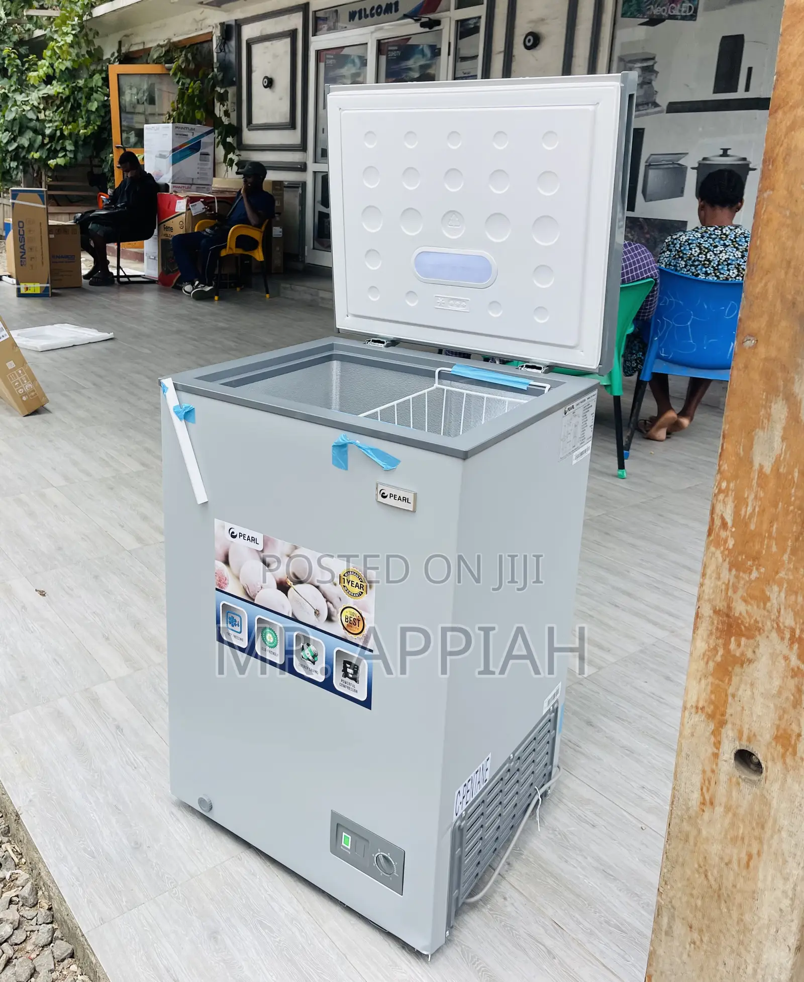 Single Door Pearl 100ltr Electric Chest Freezer(Gray) 