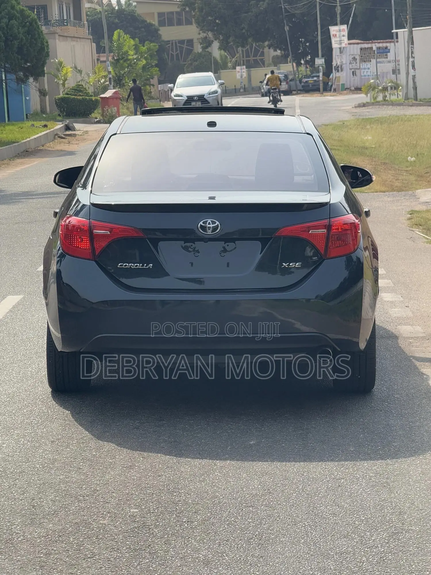 Toyota Corolla XSE (1.8L 4cyl 2A) 2018 Black