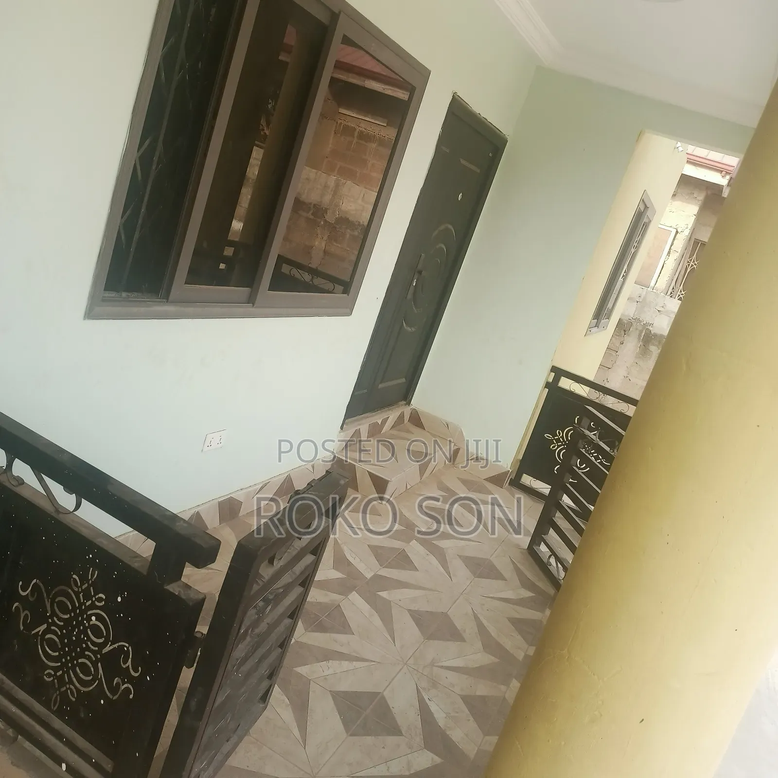 2bdrm Apartment in Dr Roko, Ablekuma for rent