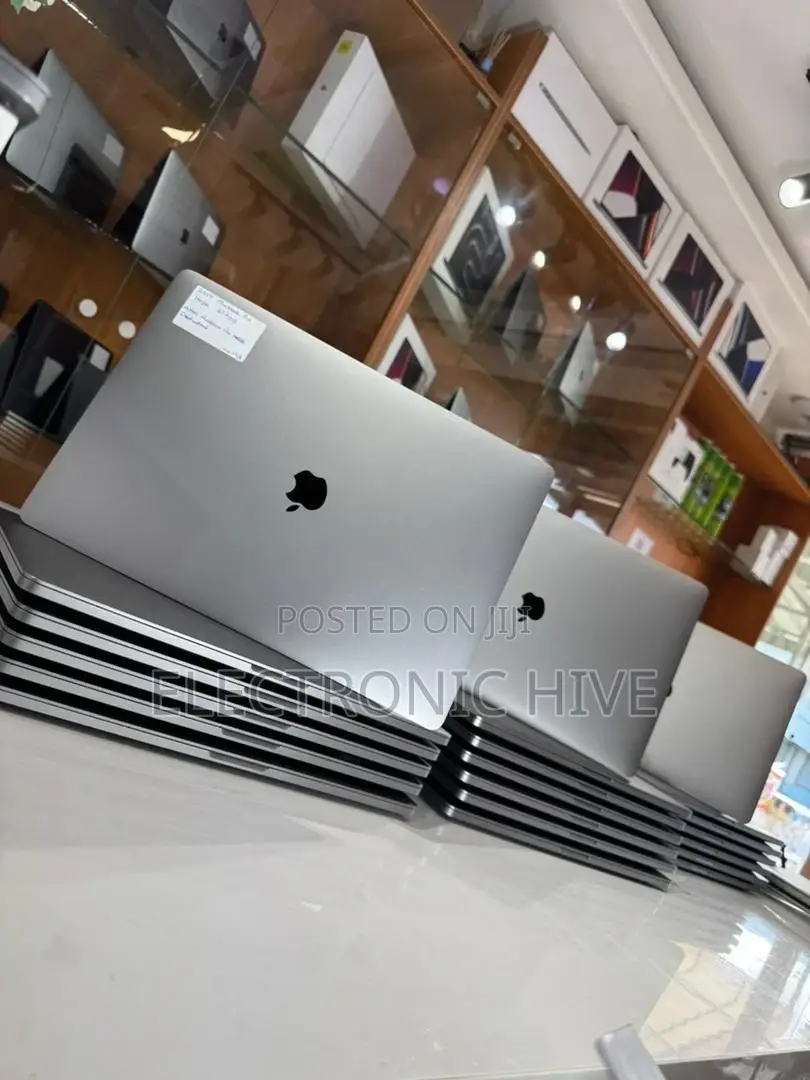 Laptop Apple MacBook Pro 2019 16GB Intel Core I7 SSD 512GB