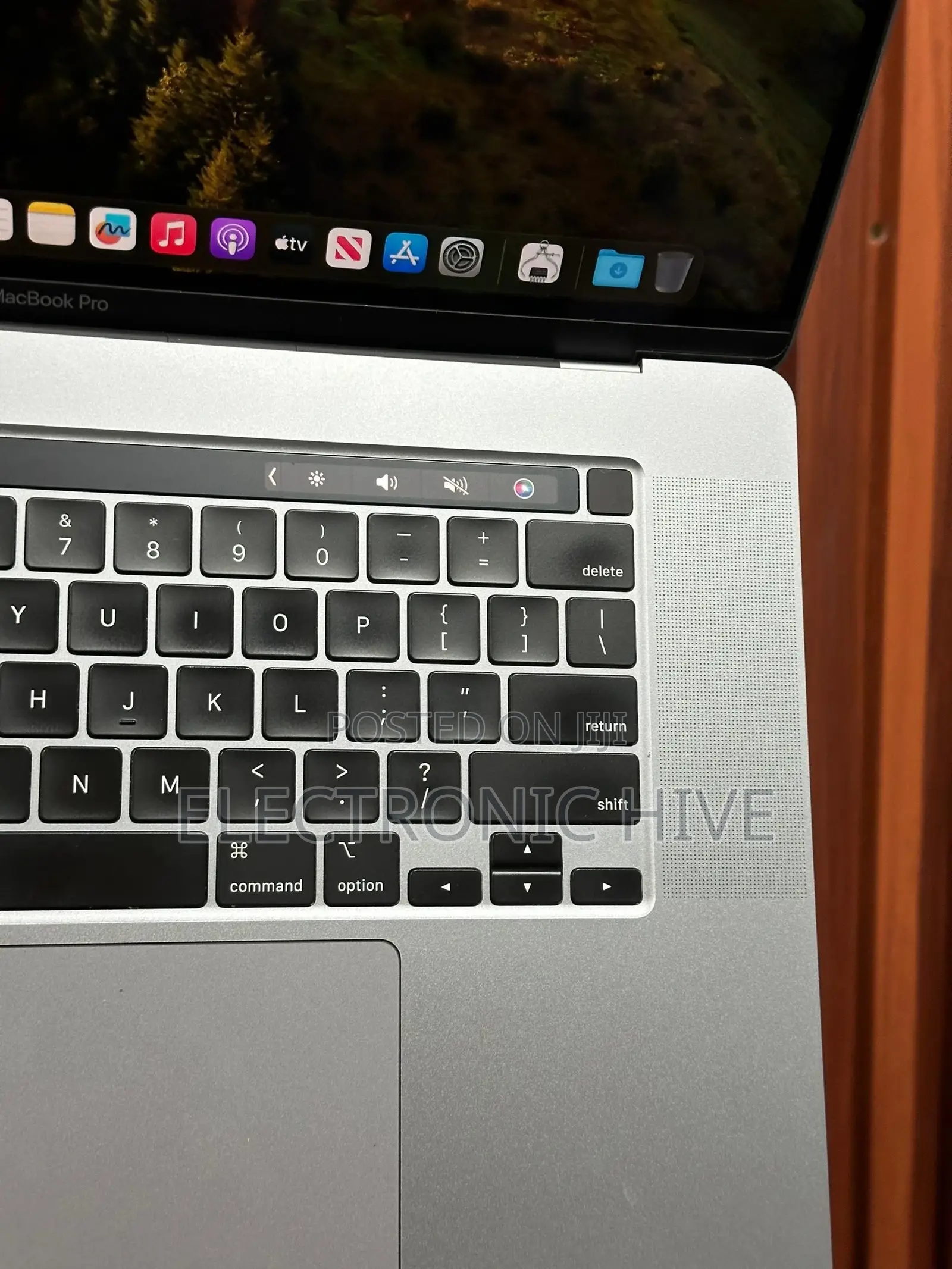 Laptop Apple MacBook Pro 2019 16GB Intel Core I7 SSD 512GB