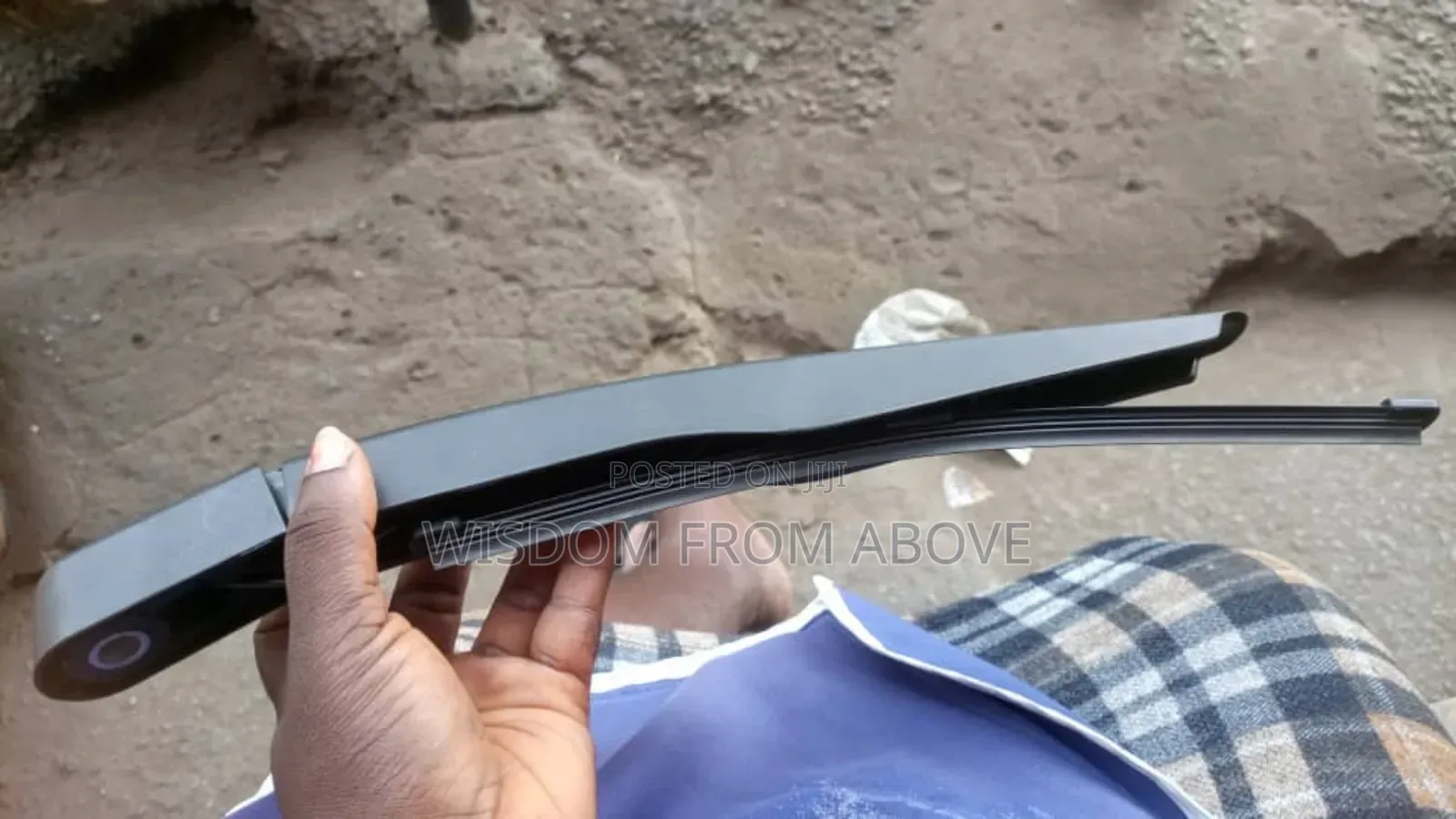 VW 4X4 Back Wiper Bar and Blade Complete