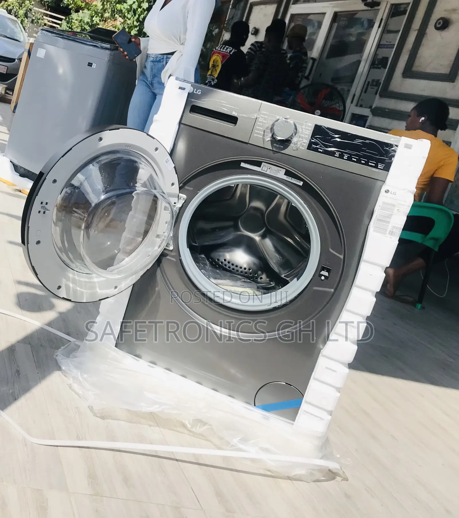 Reliable and Fast 4V5RGP2T 10,5/7kg Front Load LG Washer