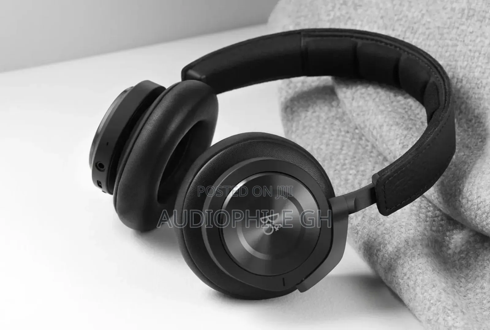 Bang Olufsen Beoplay H9i Active Noise Cancelling Headphone