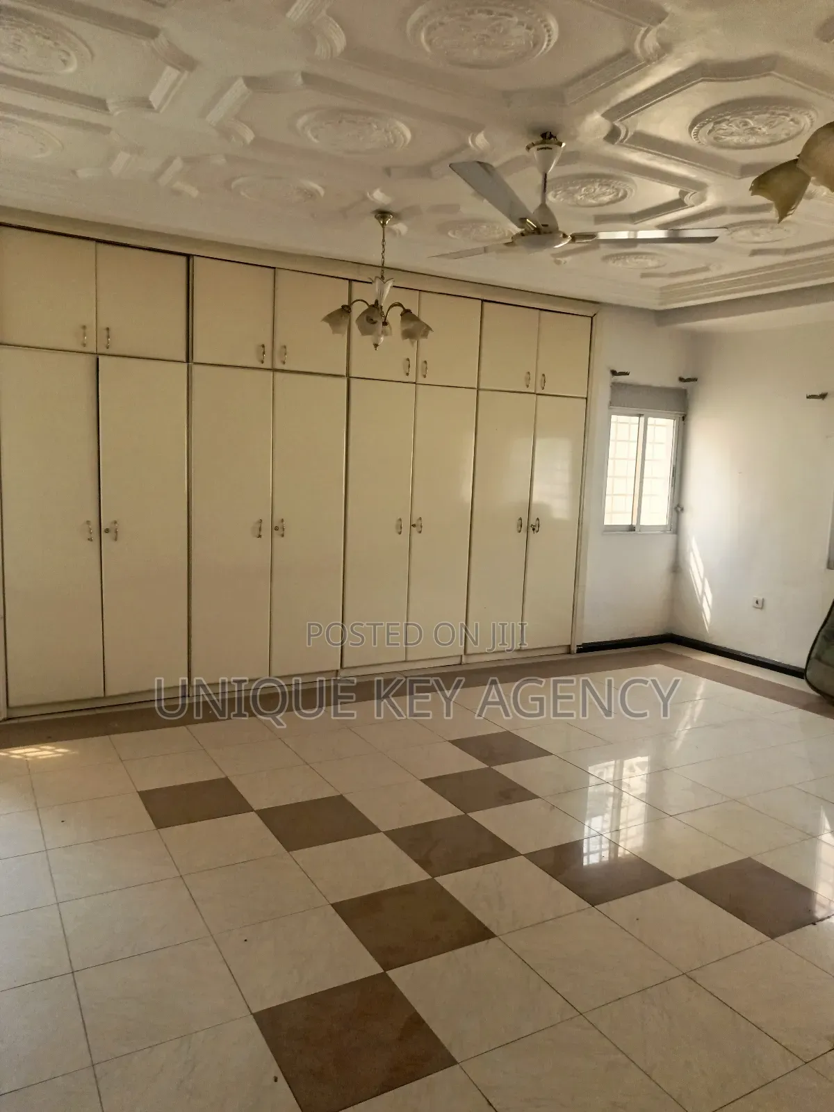 6bdrm House in Unique Key Agency, Achimota for rent