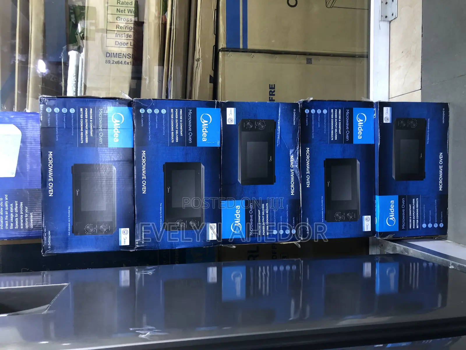 Brand New Midea Microwave Oven 20 Liters Available as Seen