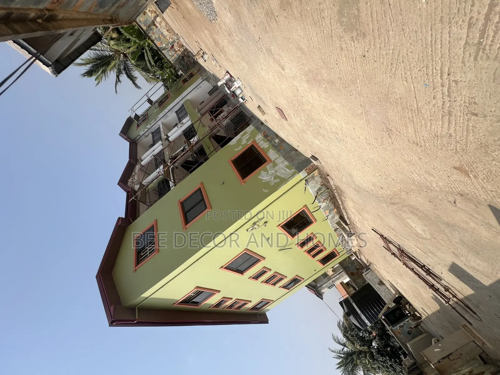 3bdrm Apartment in Bee Decor & Homes, Old Ashomang for rent