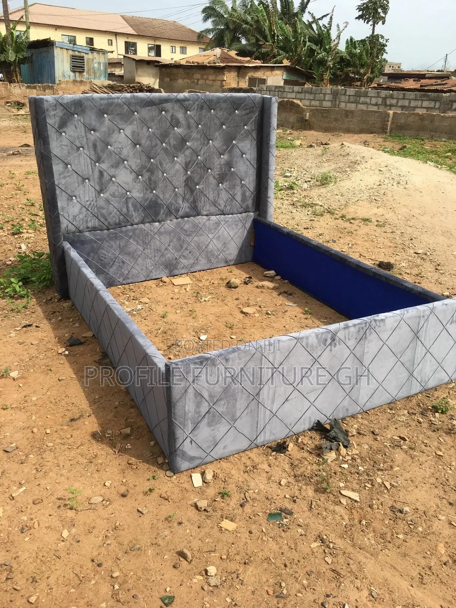 Ultimate Double Bedframe (60x80)// Free Delivery