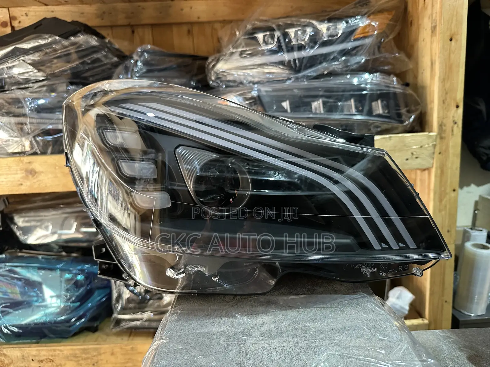 Mercedes Benz C250 Full LED Headlight