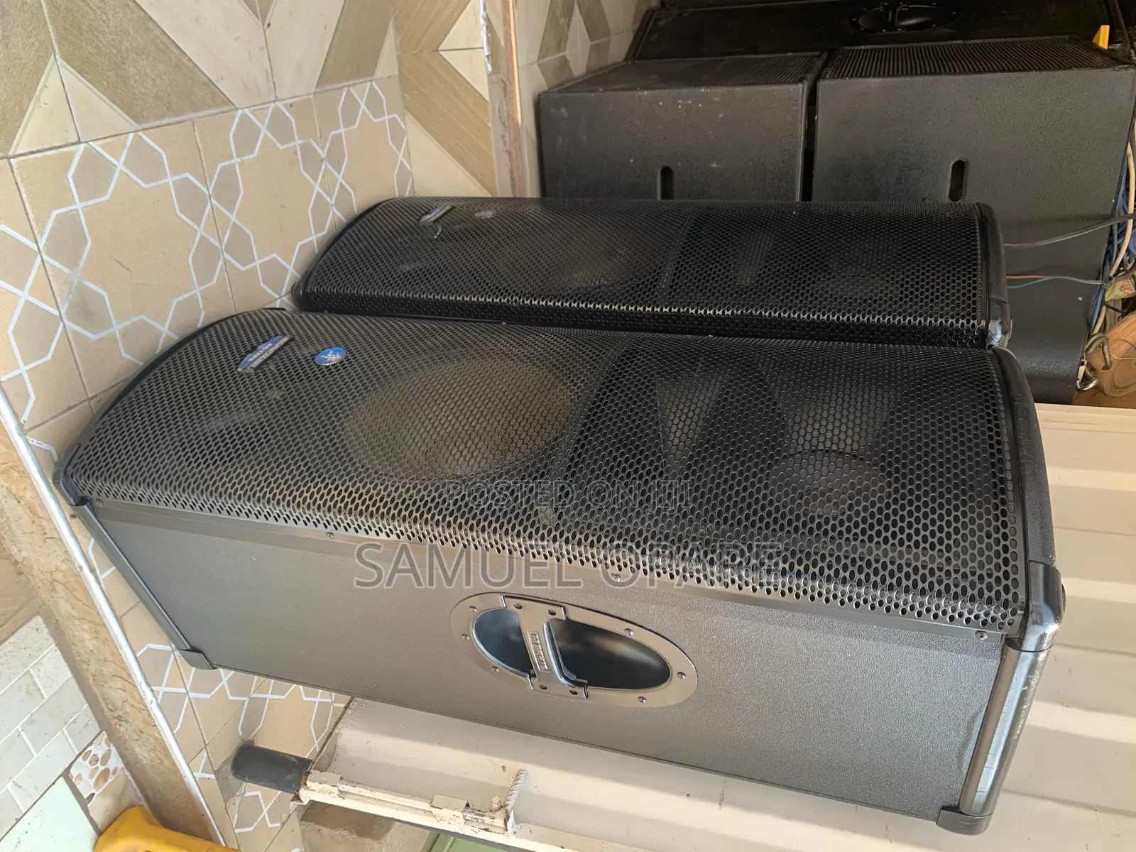 Mackie SR1530Z Active Speaker