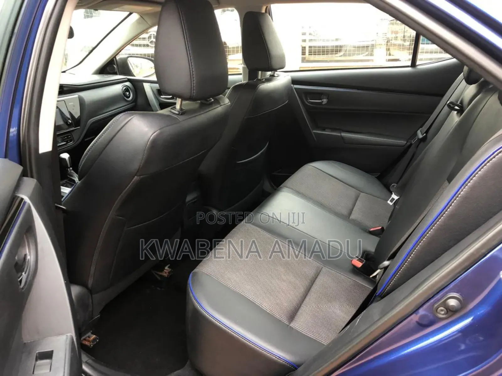 Toyota Corolla SE 4dr Sedan (1.8L 4cyl CVT) 2017 Blue