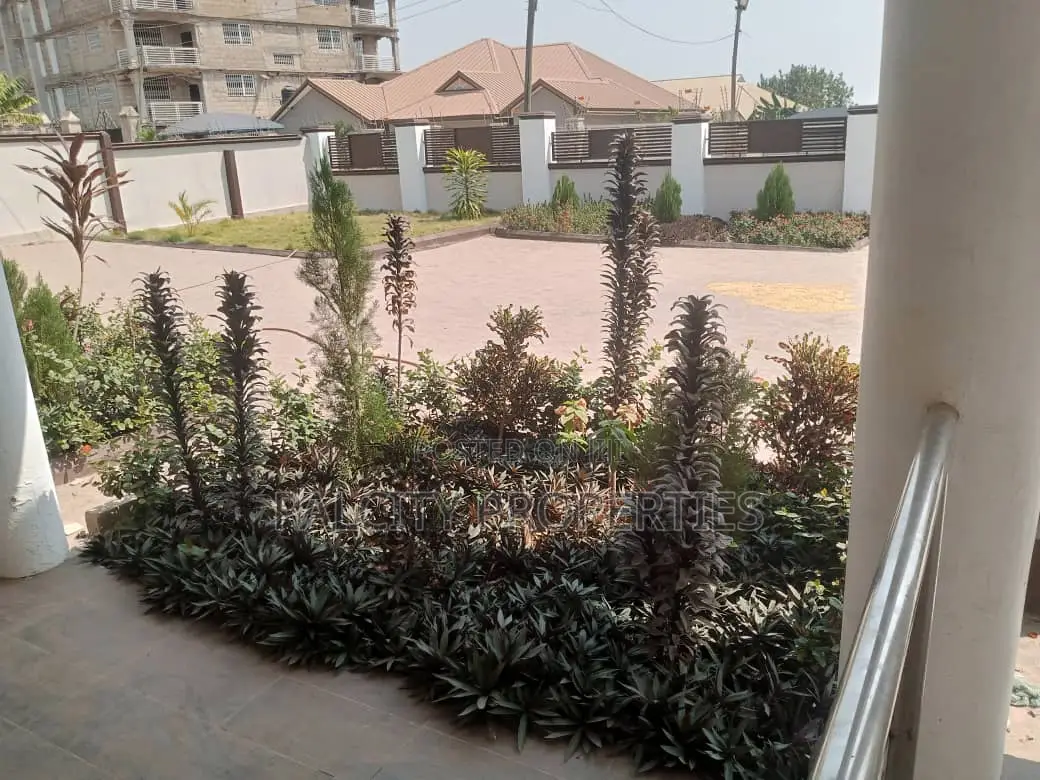 2bdrm Apartment in Kenyase Abrem, Kumasi Metropolitan for rent