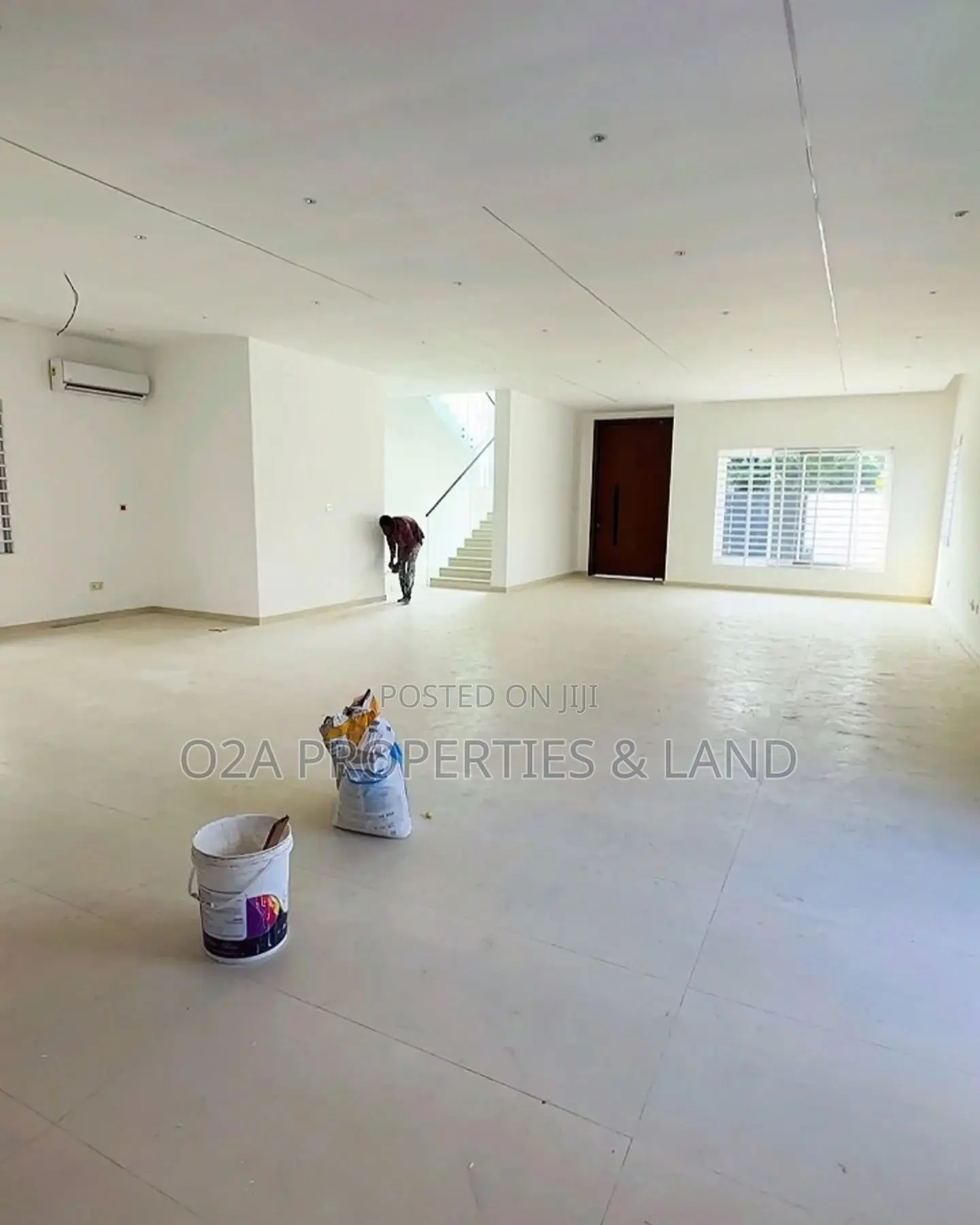 4bdrm House in Sakumono for sale