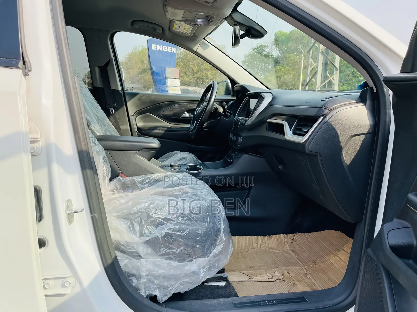GMC Terrain 2021 White