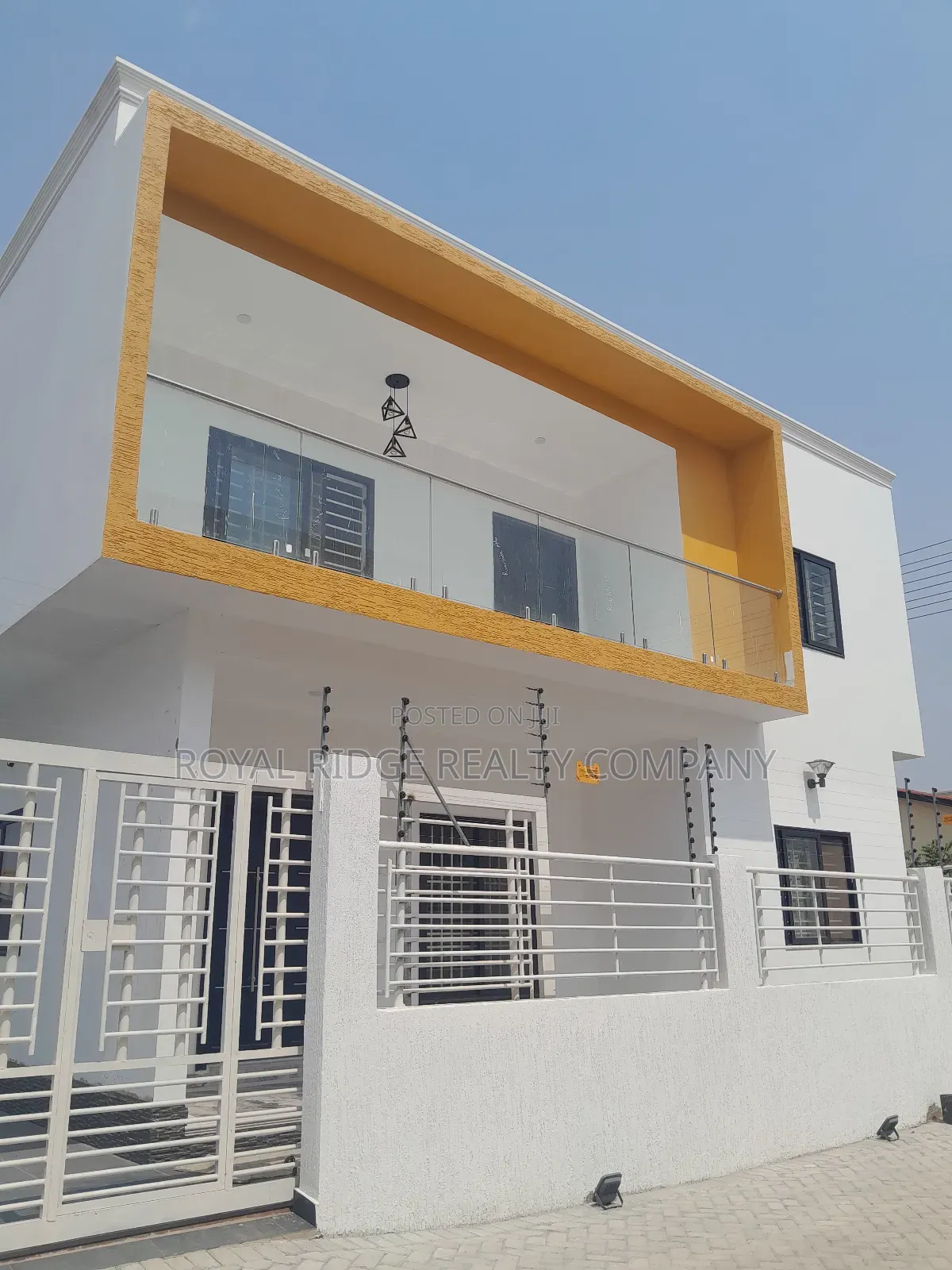 4bdrm Townhouse/Terrace in Spintex, Accra Metropolitan for sale