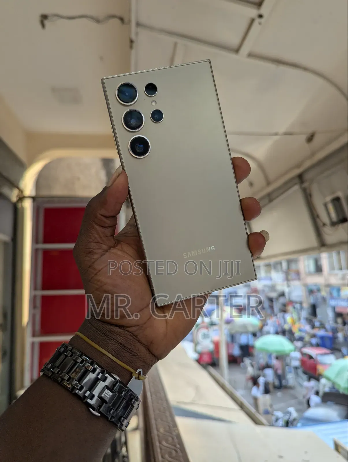 New Samsung Galaxy S24 Ultra 1 TB Gold